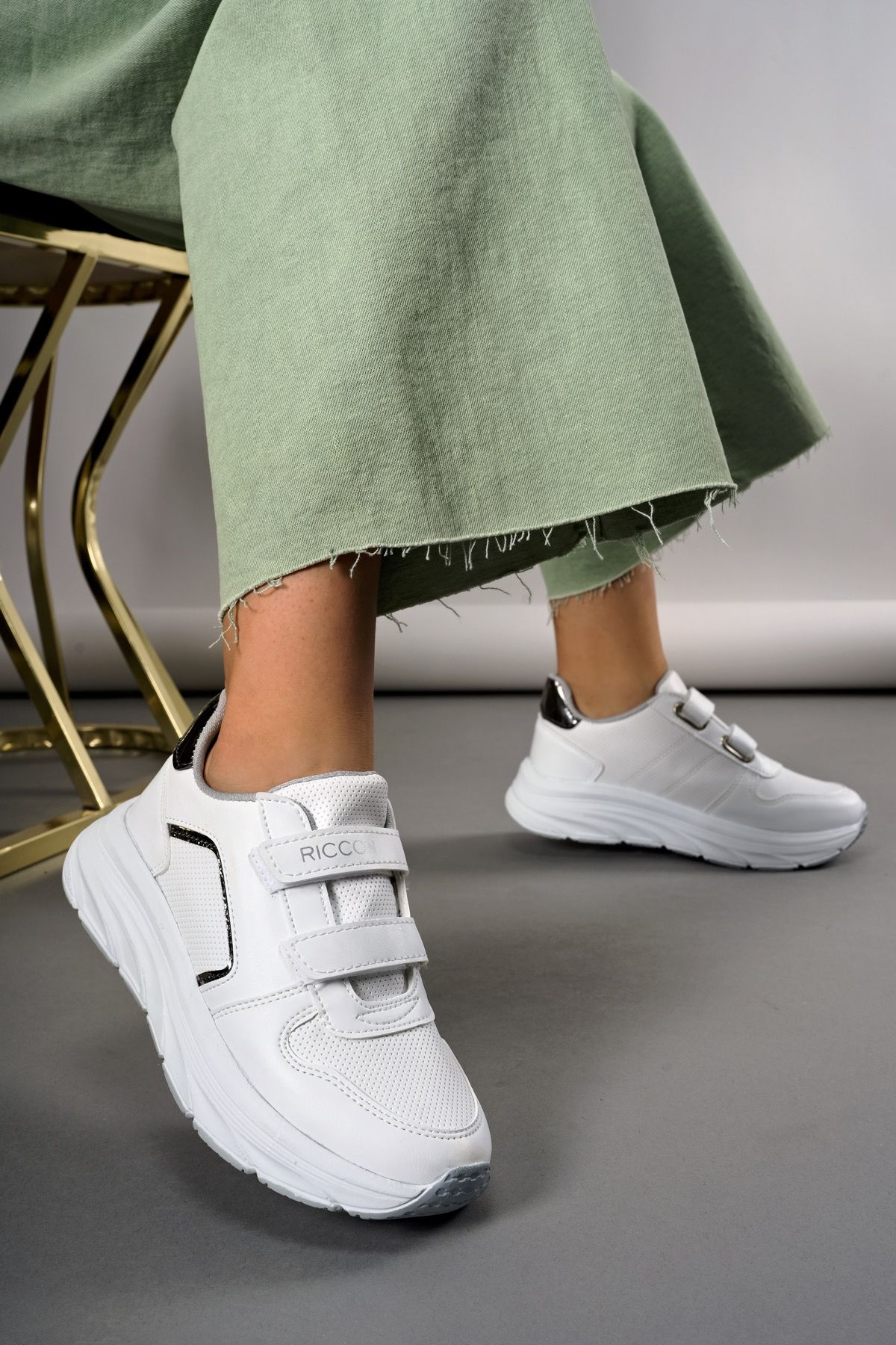 Woman Sneaker 0012133 White