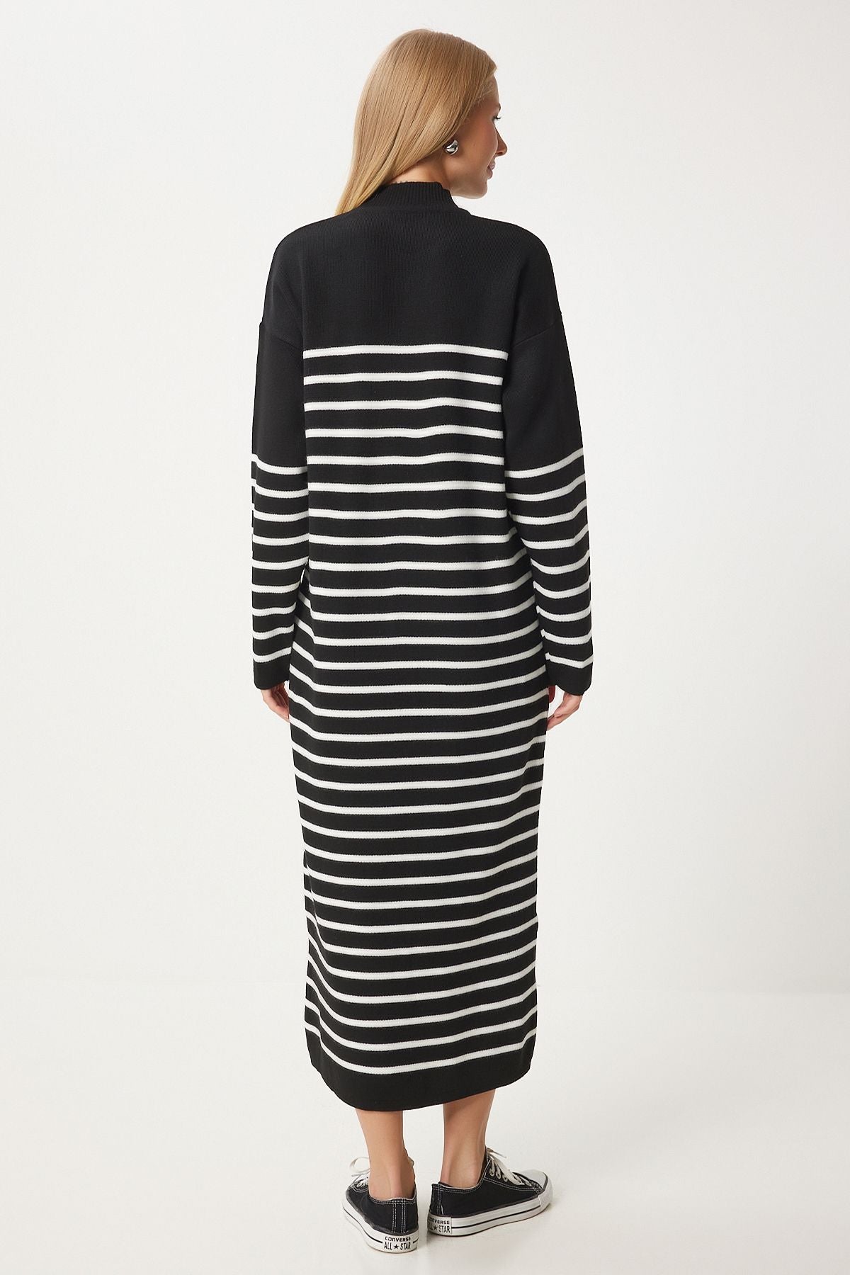 Woman Black Striped Plenty Knitwear Dress DD01340