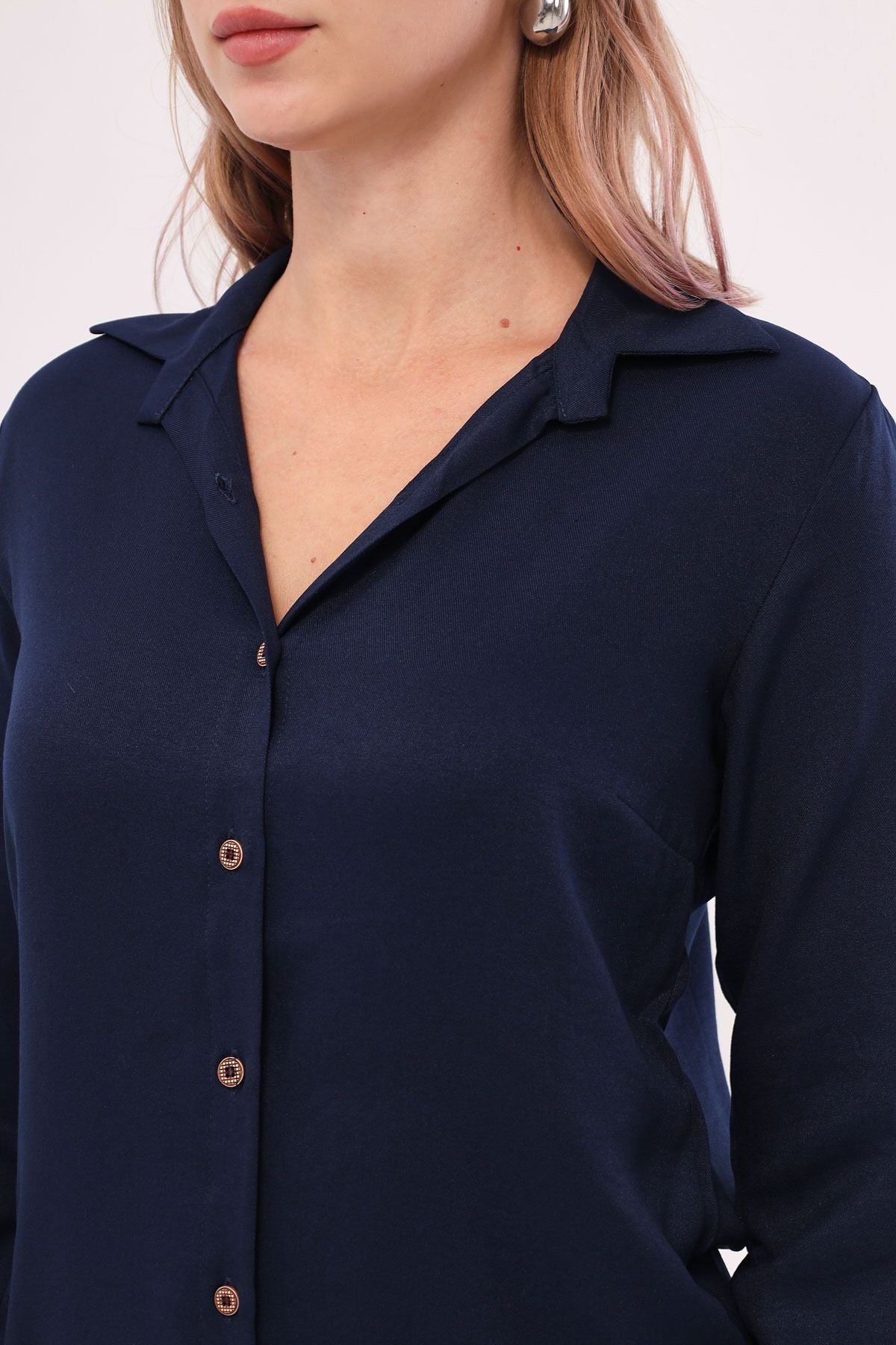 Woman Navy blue Long Sleeve Flat Shirt ARM-18Y001176
