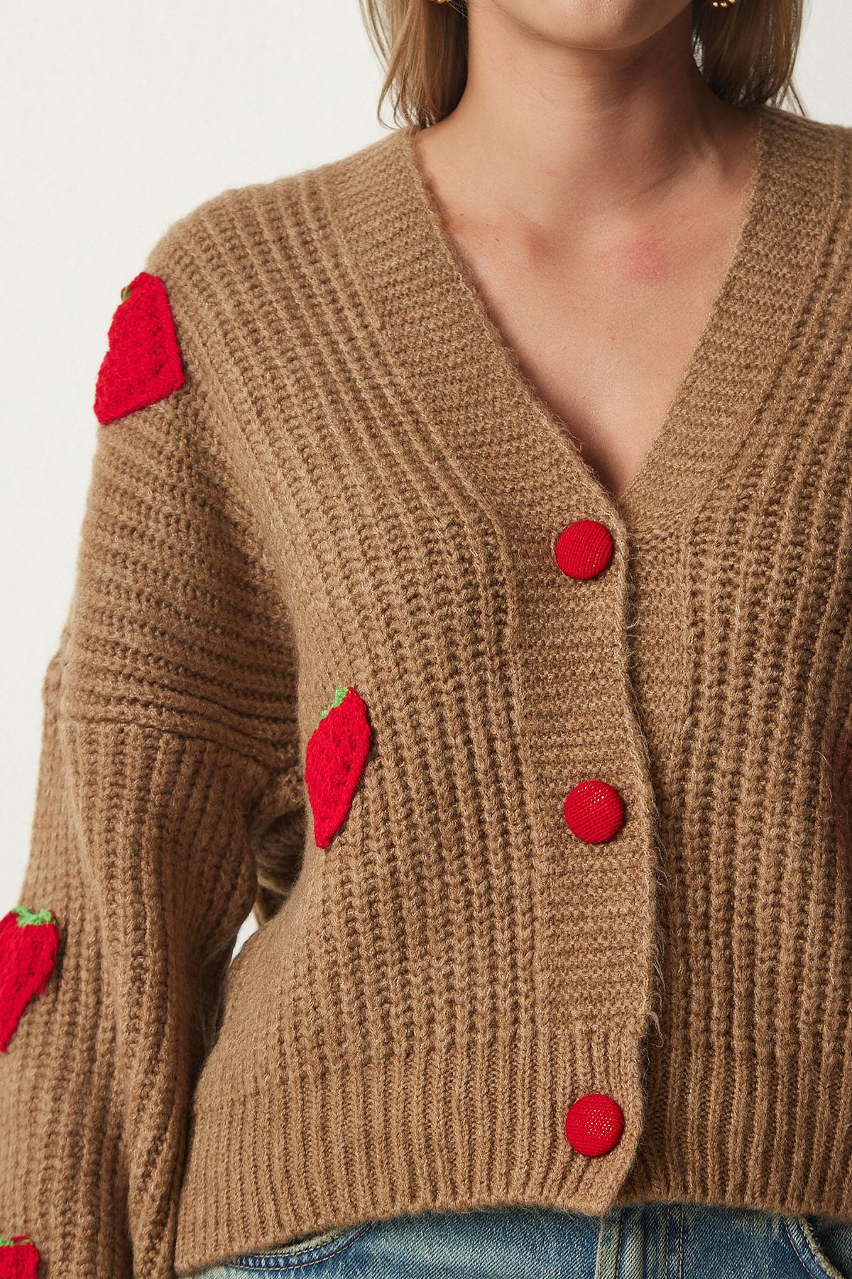 Woman Taba Strawberry Motif Oversize knitwear cardigan PF00008