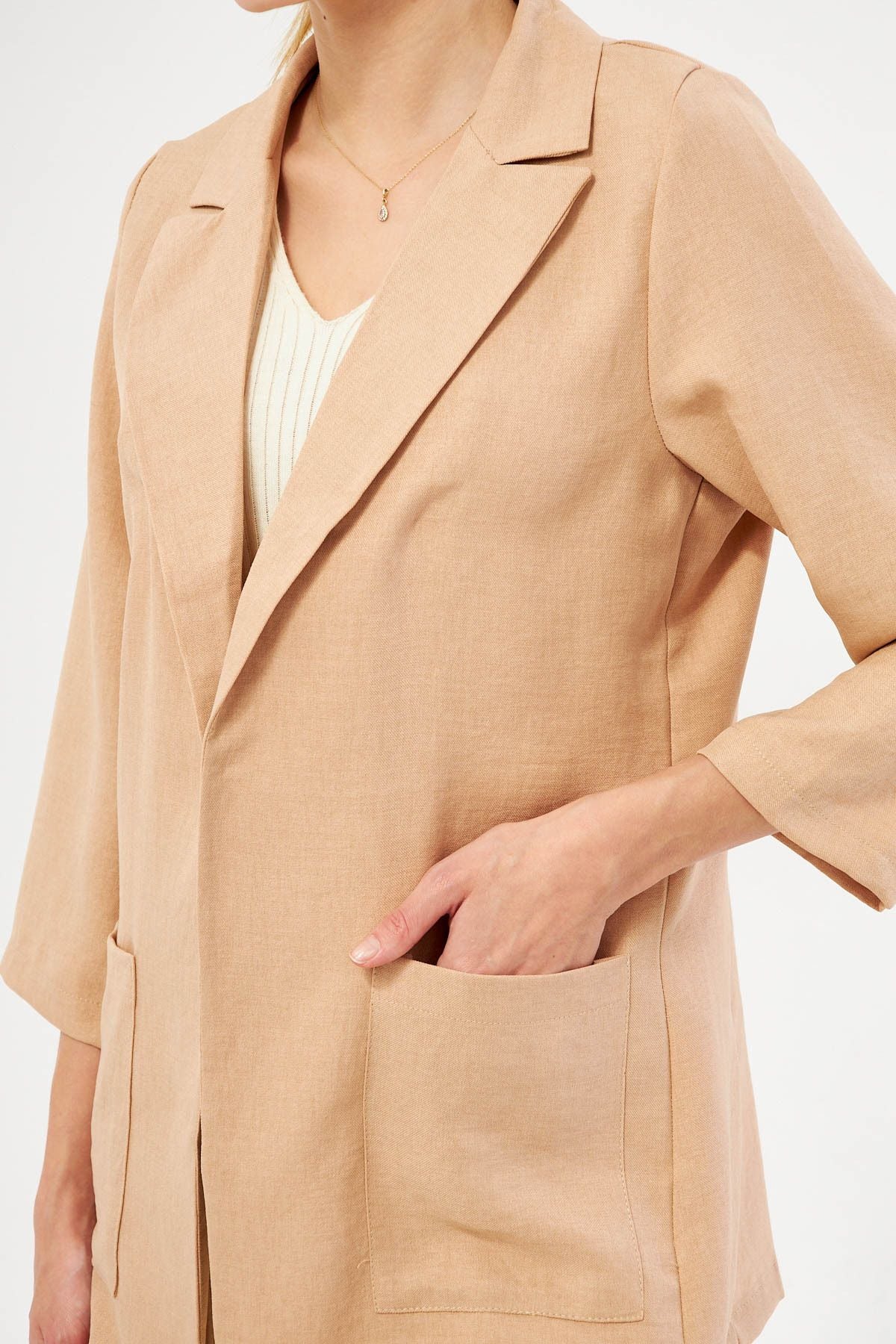 Female Beige Pocket Oversize Jacket ARM-24Y001115