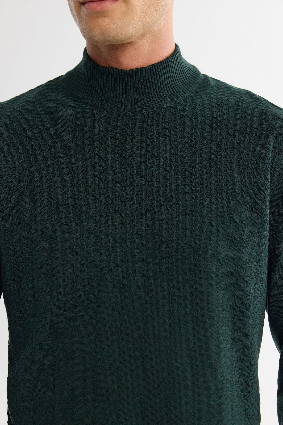Men's Green Half Fisherman Collar Capulus Knitwear E005108