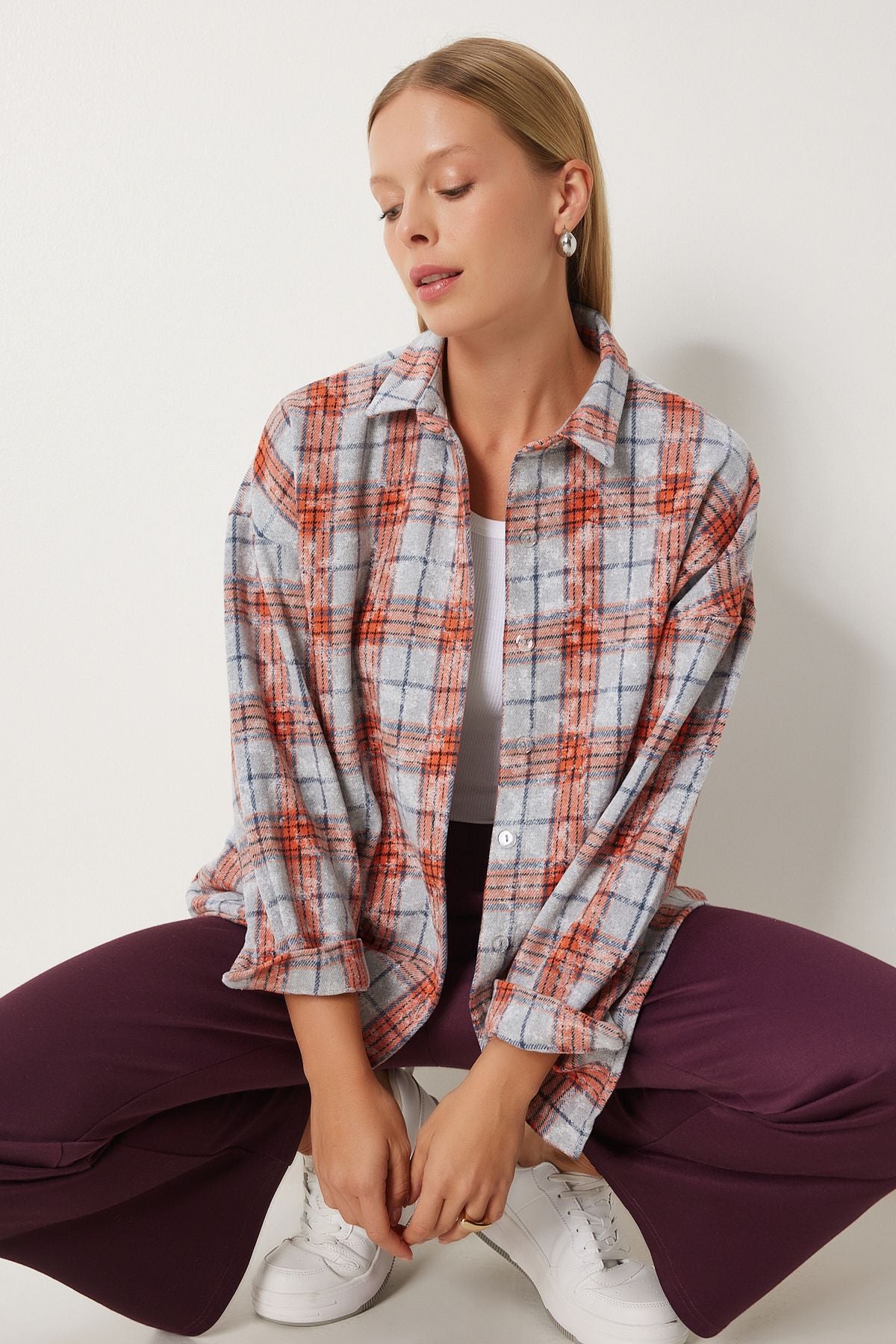 Women's Gray Square Jacquard Woven Shirt to00155