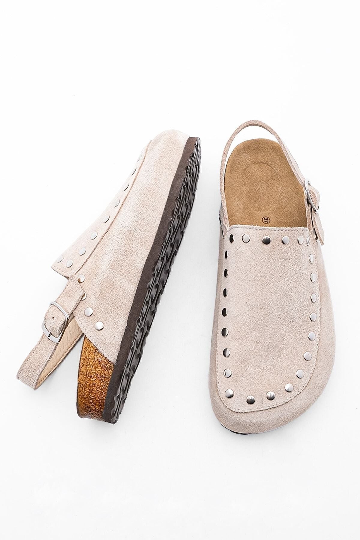 Woman Genuine Leather Eva Base front in front of the closed staple daily sandals bolve beige