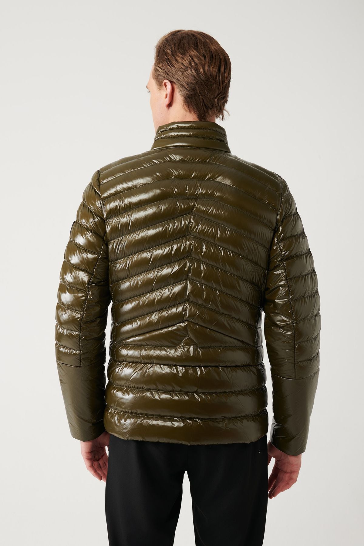 Men's Khaki Goose Feather Water Protector Windproof Fabric vertical collar bright swelling coat B006015