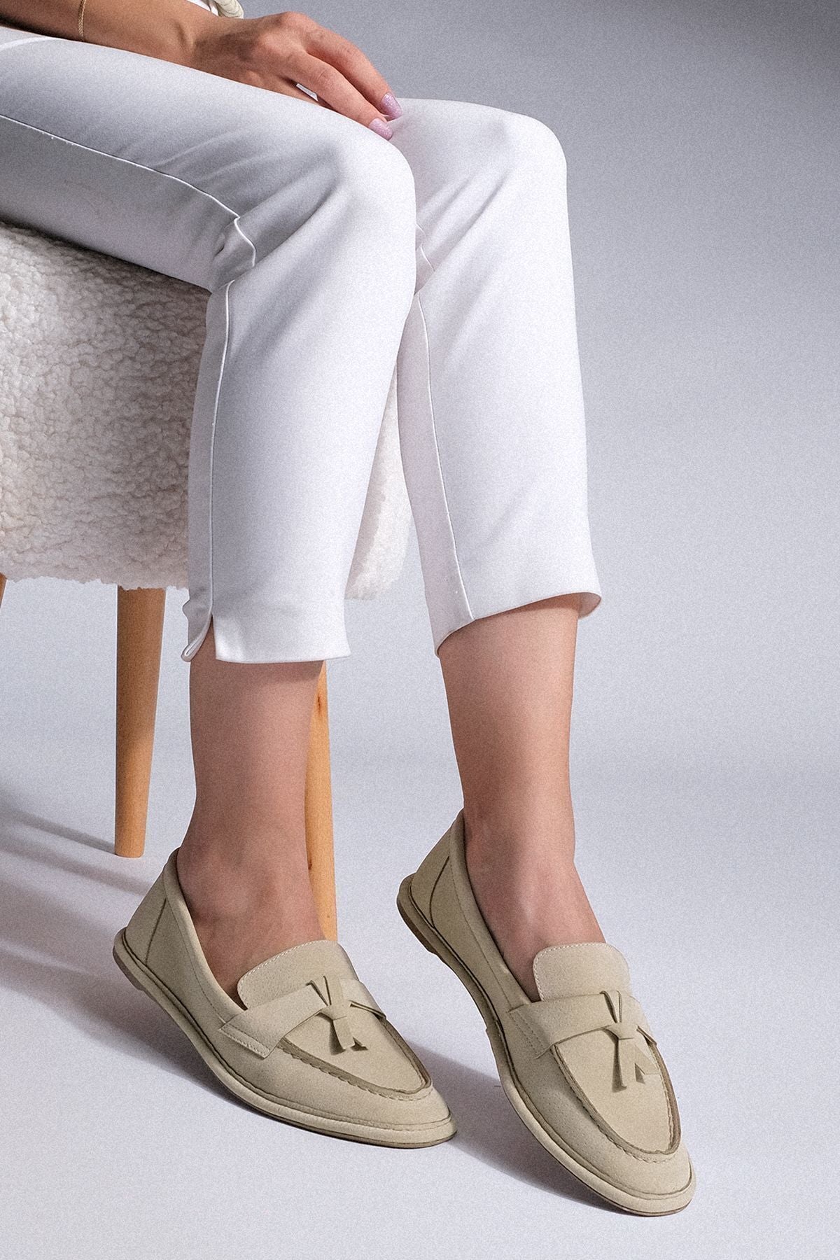 Woman Loafer Foldable Daily Shoes Kostav Beige