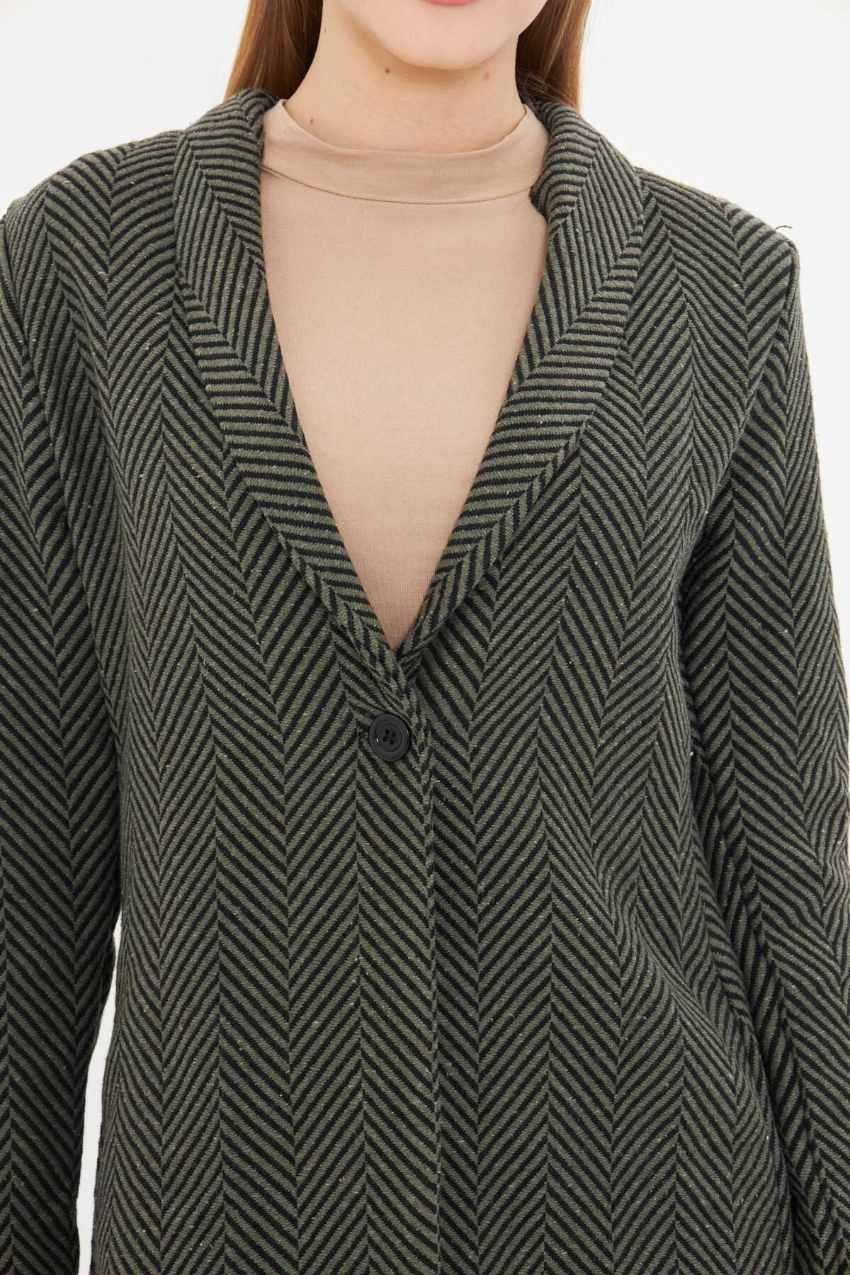 Female Khaki Fish Ridge Pattern Folding Single buttoned stamp jacket ARM-24K001066