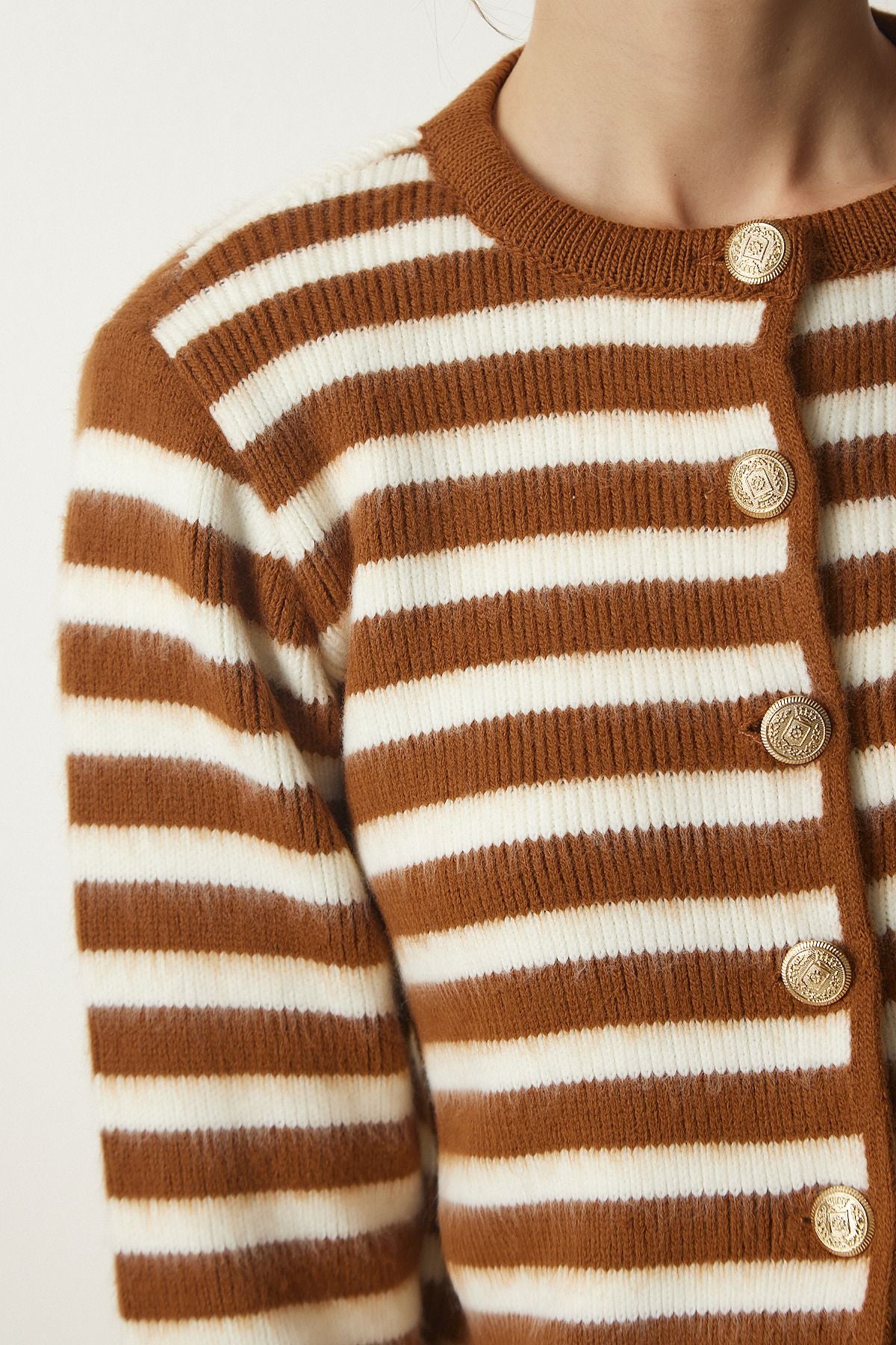 Female Tile Metal Button Detailed Triko Cardigan PF00043
