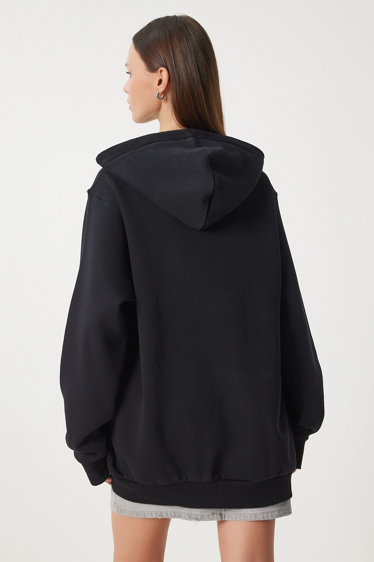 Female black hooded route zipper with a lighter vn00015