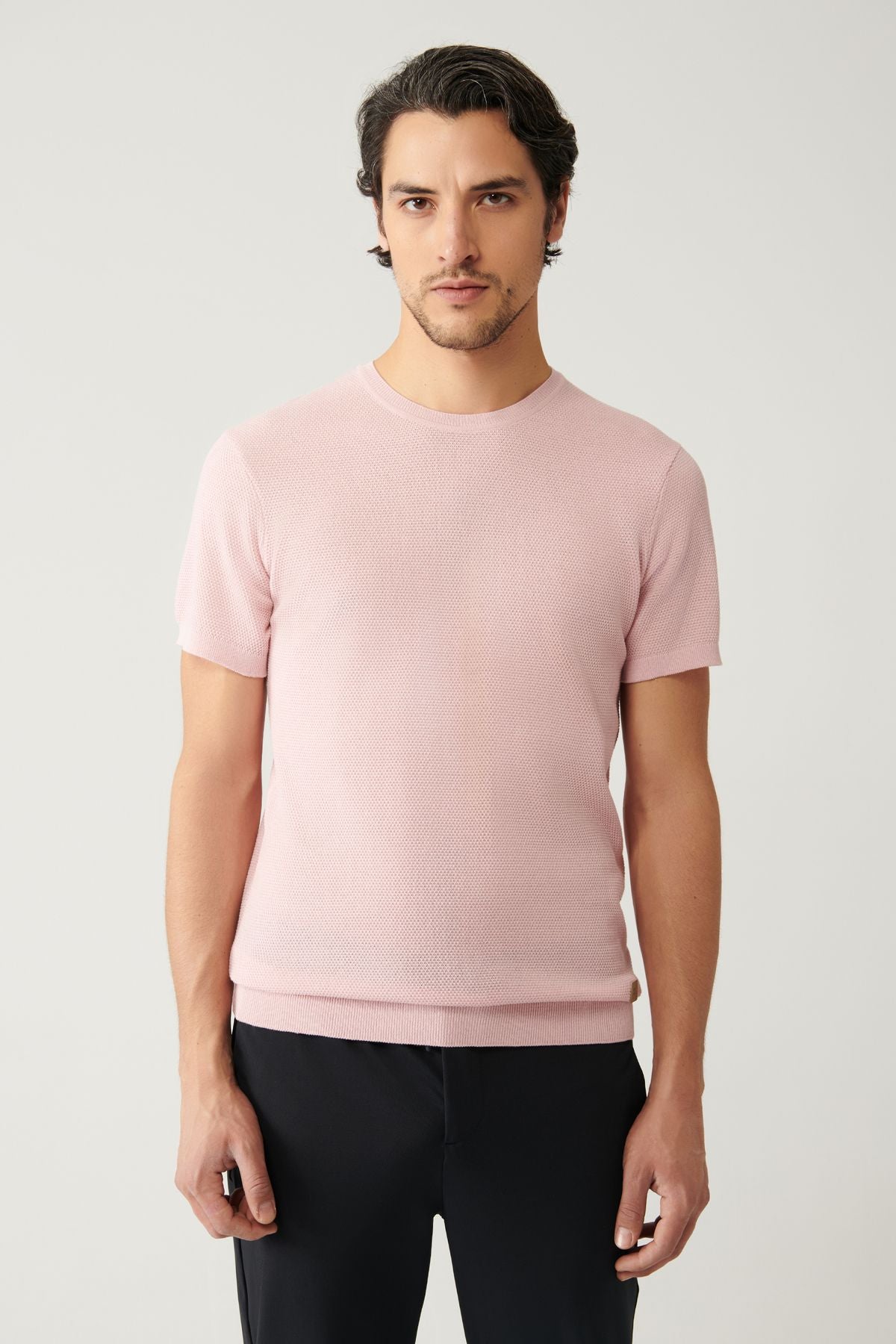 Men's Light Pink Bicycle Collar textured cotton knitwear T-shirt E005027