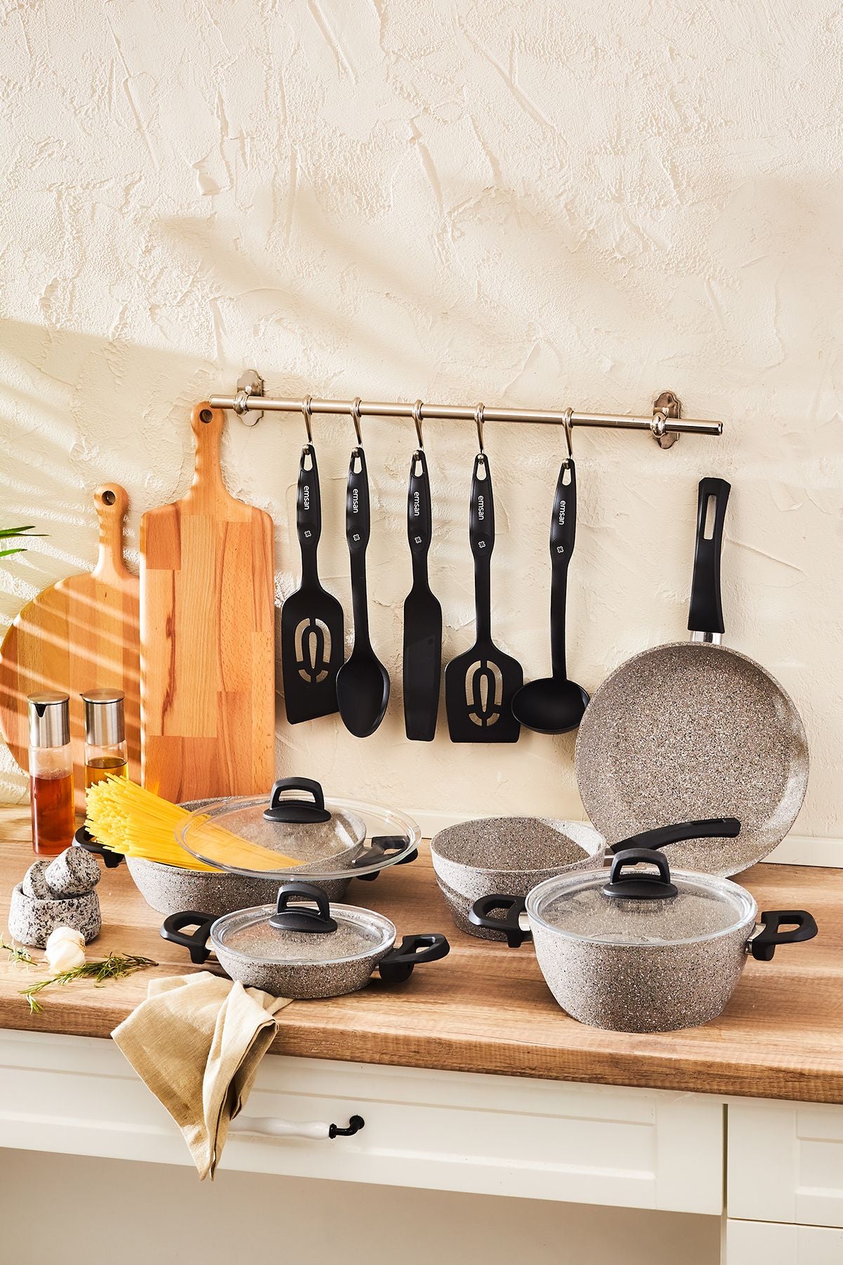 New Harmony 13 Piece Cookware Set Gray