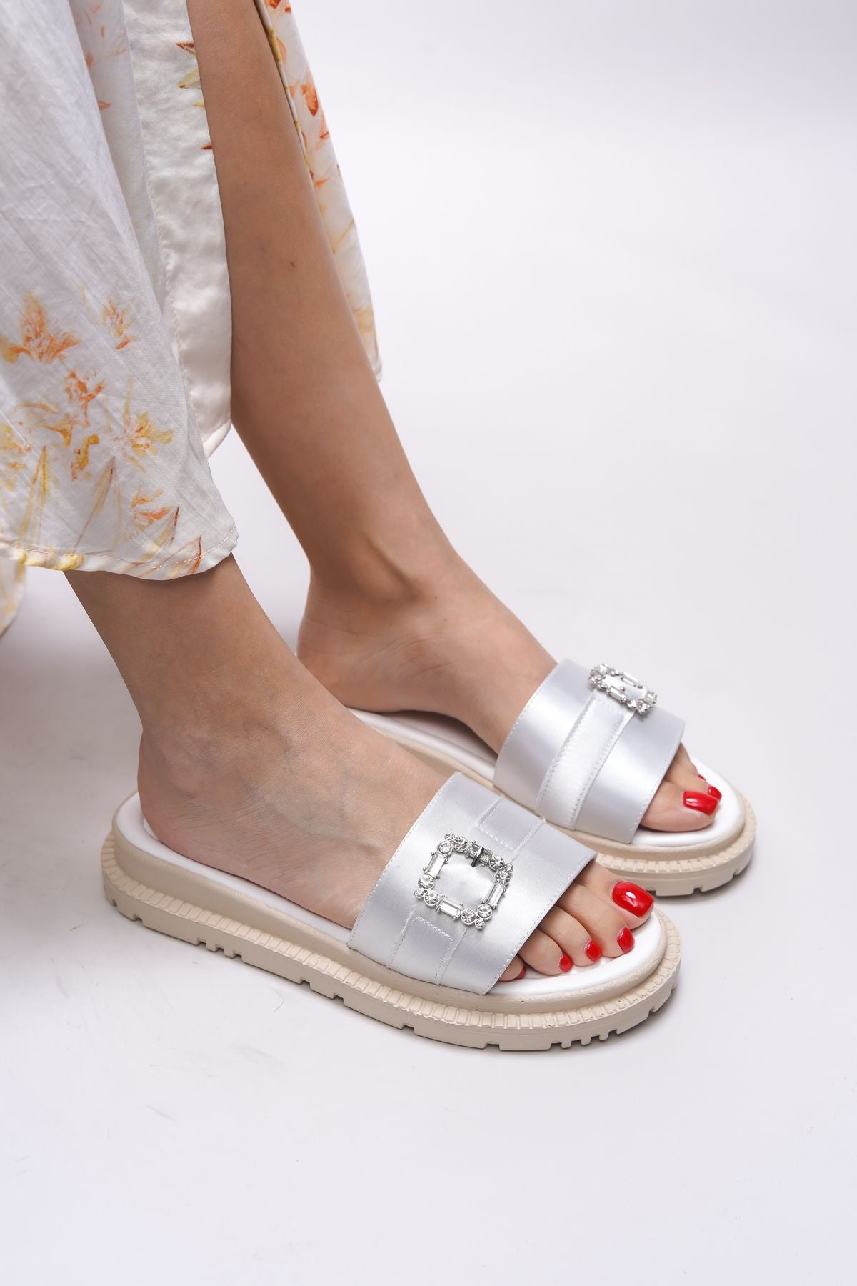 Johkilia Woman Slippers 0012603 Gray Satin