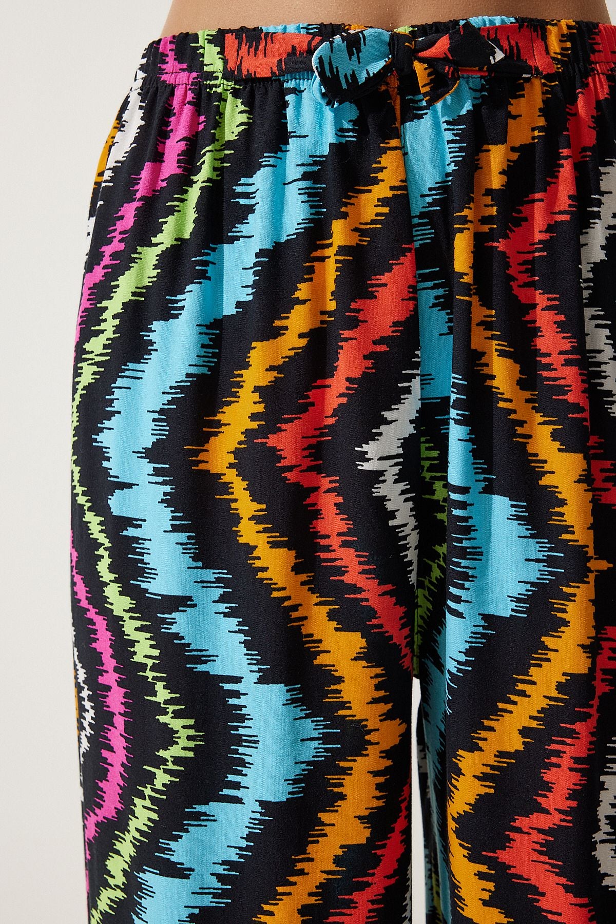 Female Black Blue Patterned Viscose Palazzo Pants EN00606