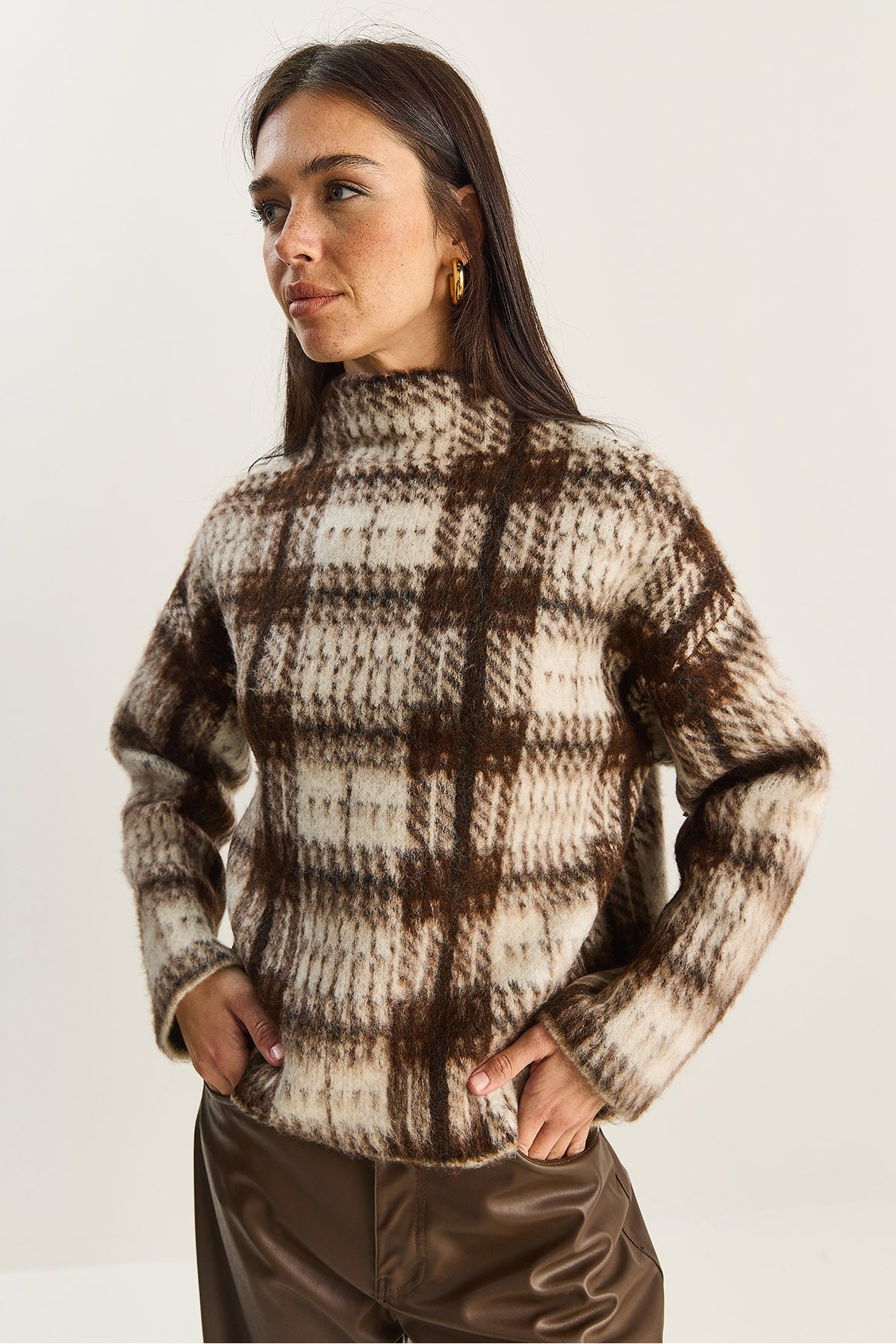 Women's Brushed Effect Checked Knitted Sweater 20258060