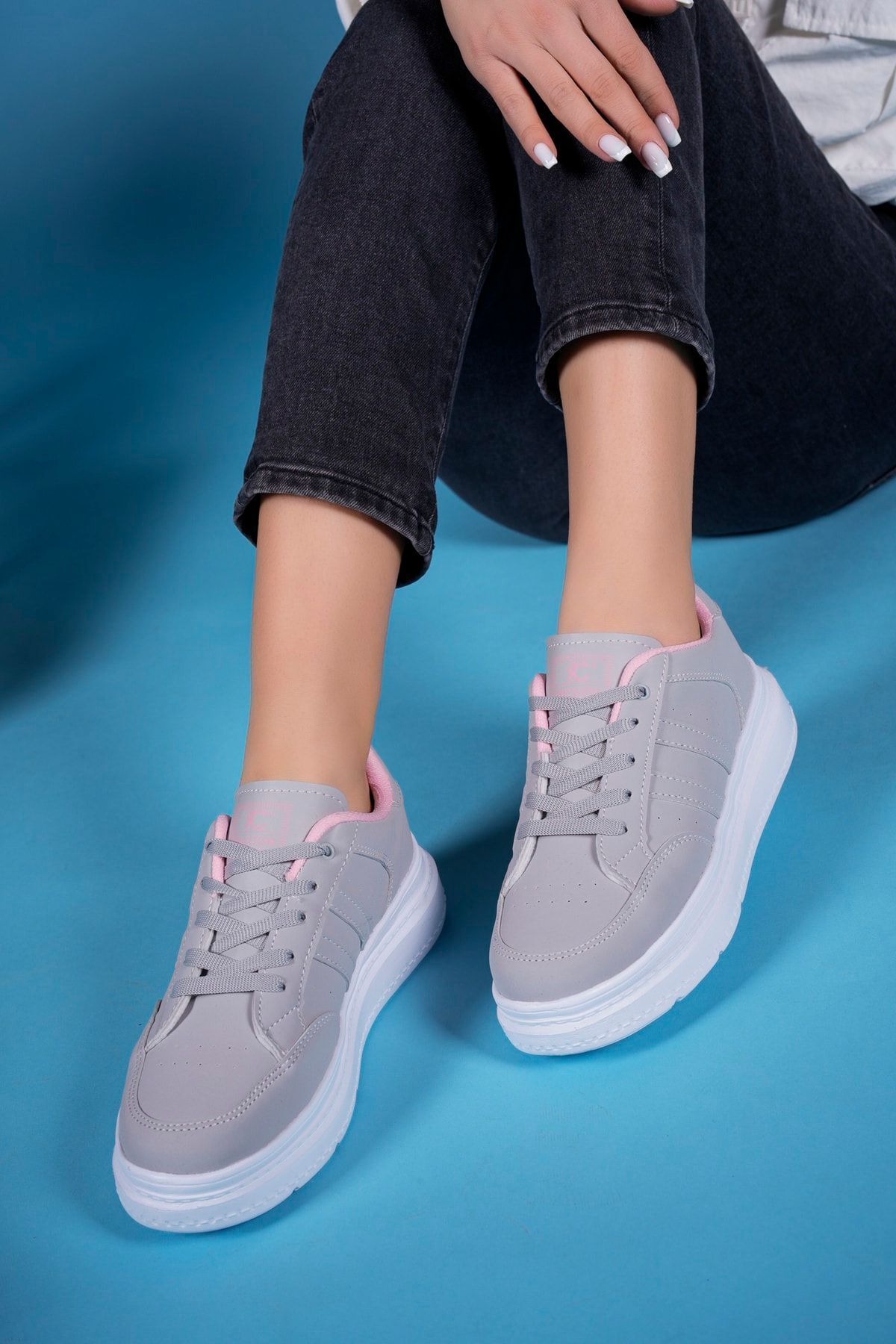 Female Sneaker 00121013 Ice Pink