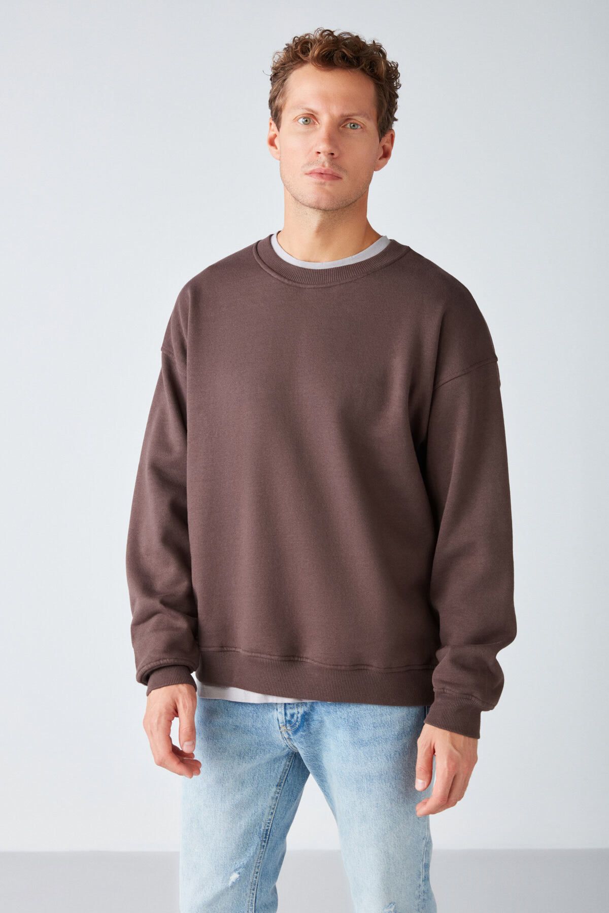 Stephan Men's Softened Fabric Oversizle Fit Round Collared Brown Sweatshirt