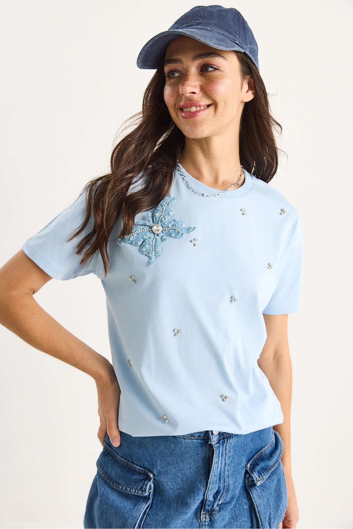 Women's Butterfly Accessory Stone Embroidered Short Sleeve T-Shirt 60602036