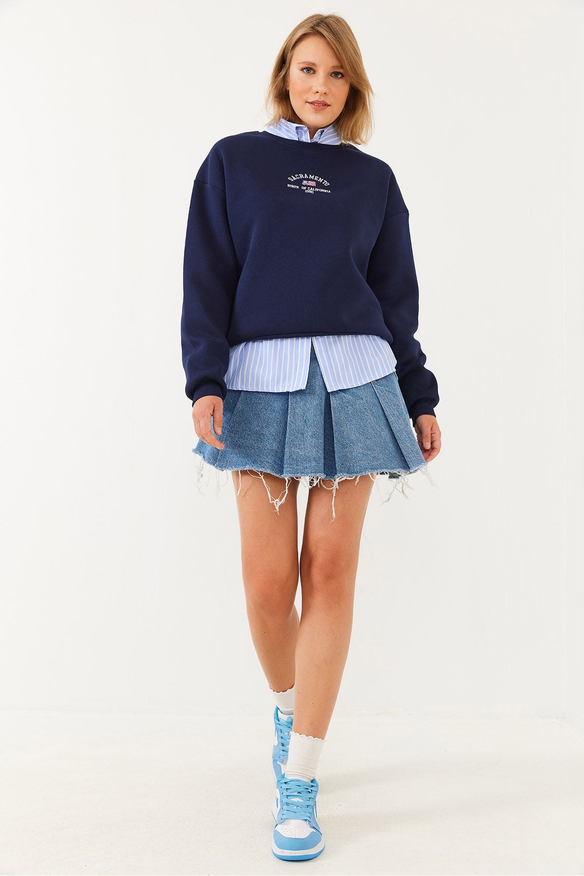 WOMEN'S THREE YEAR BICYCLE BICYCLE YOLA WRITTEN SWEATSHIRT 60251817