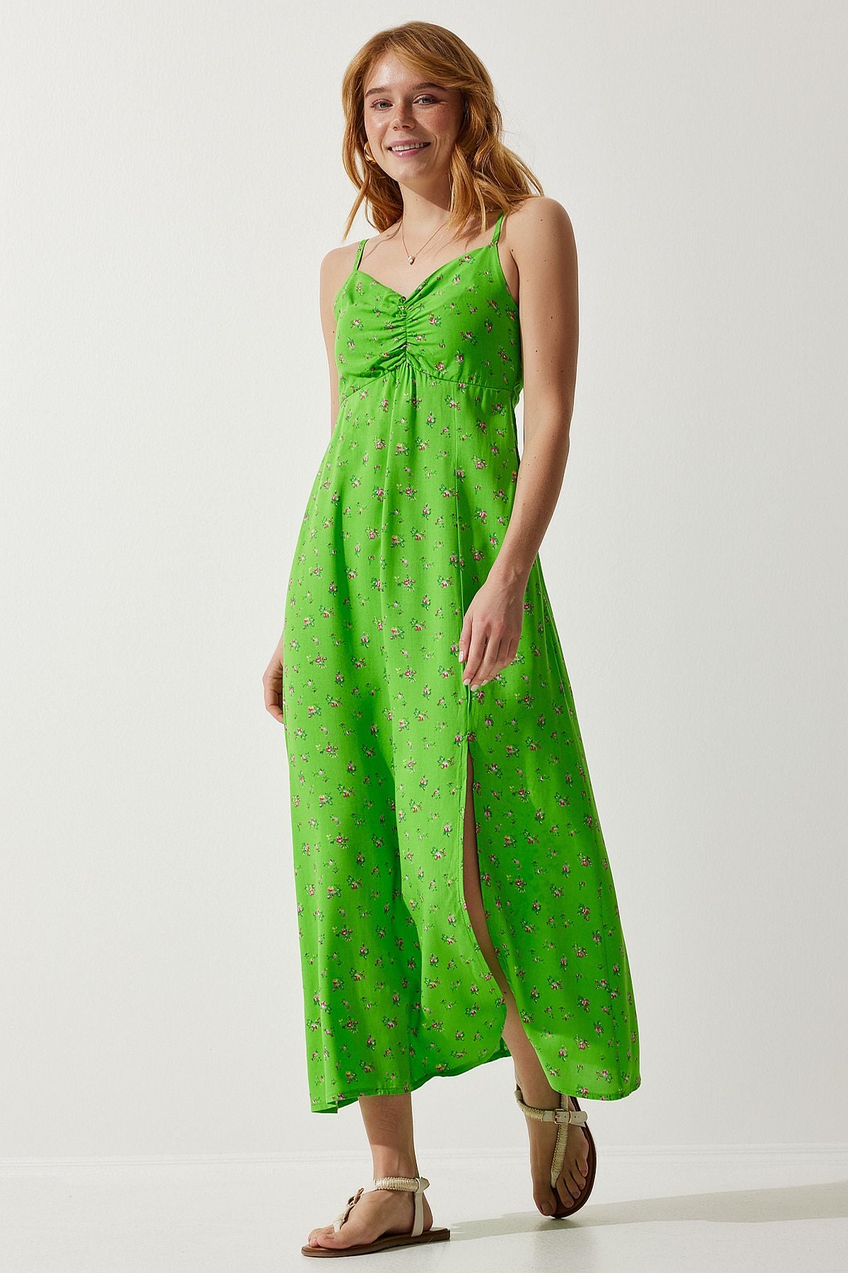 Female peanut green hanger with patterned viscose dress ub00236