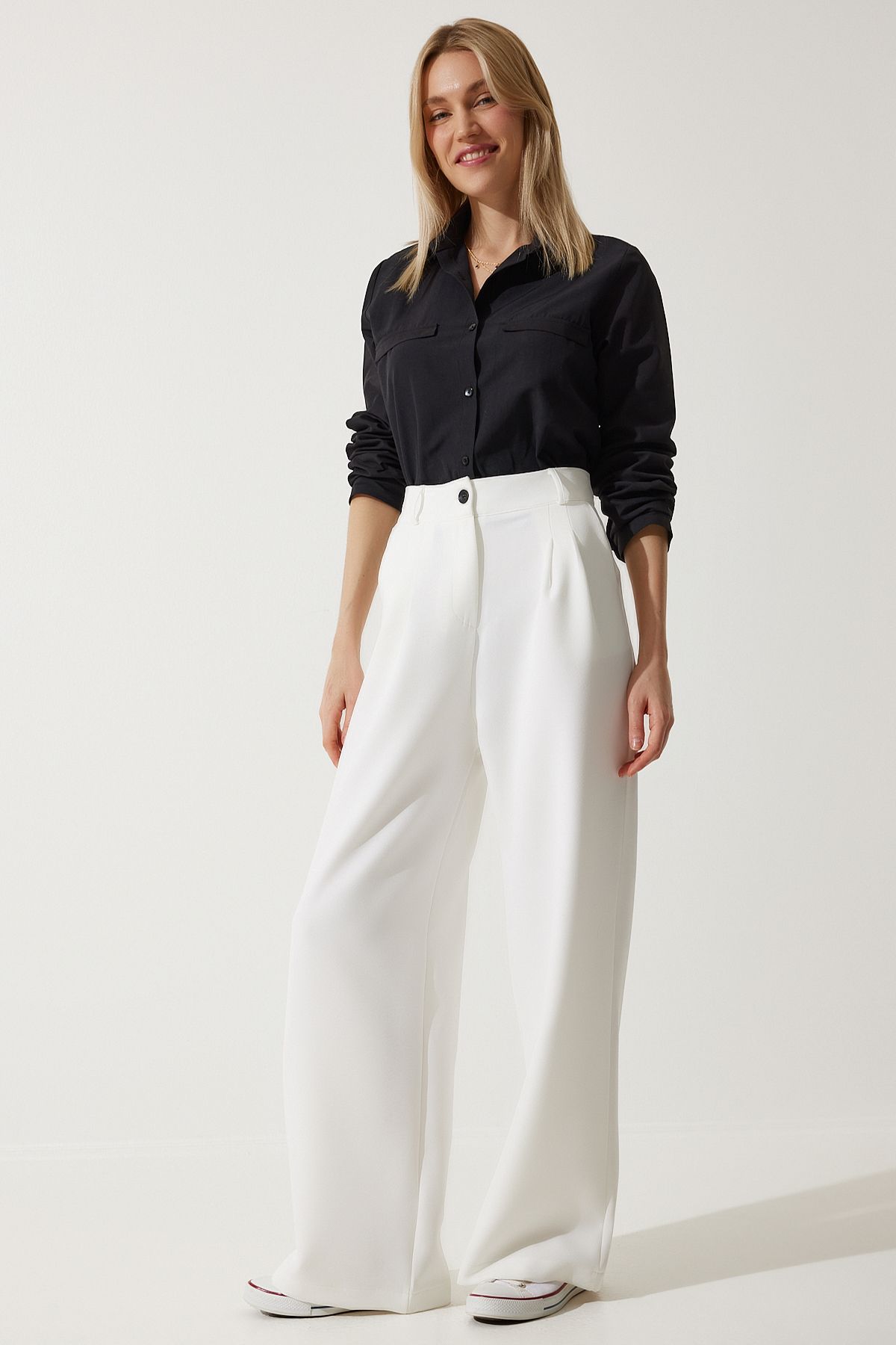 Wide trousers