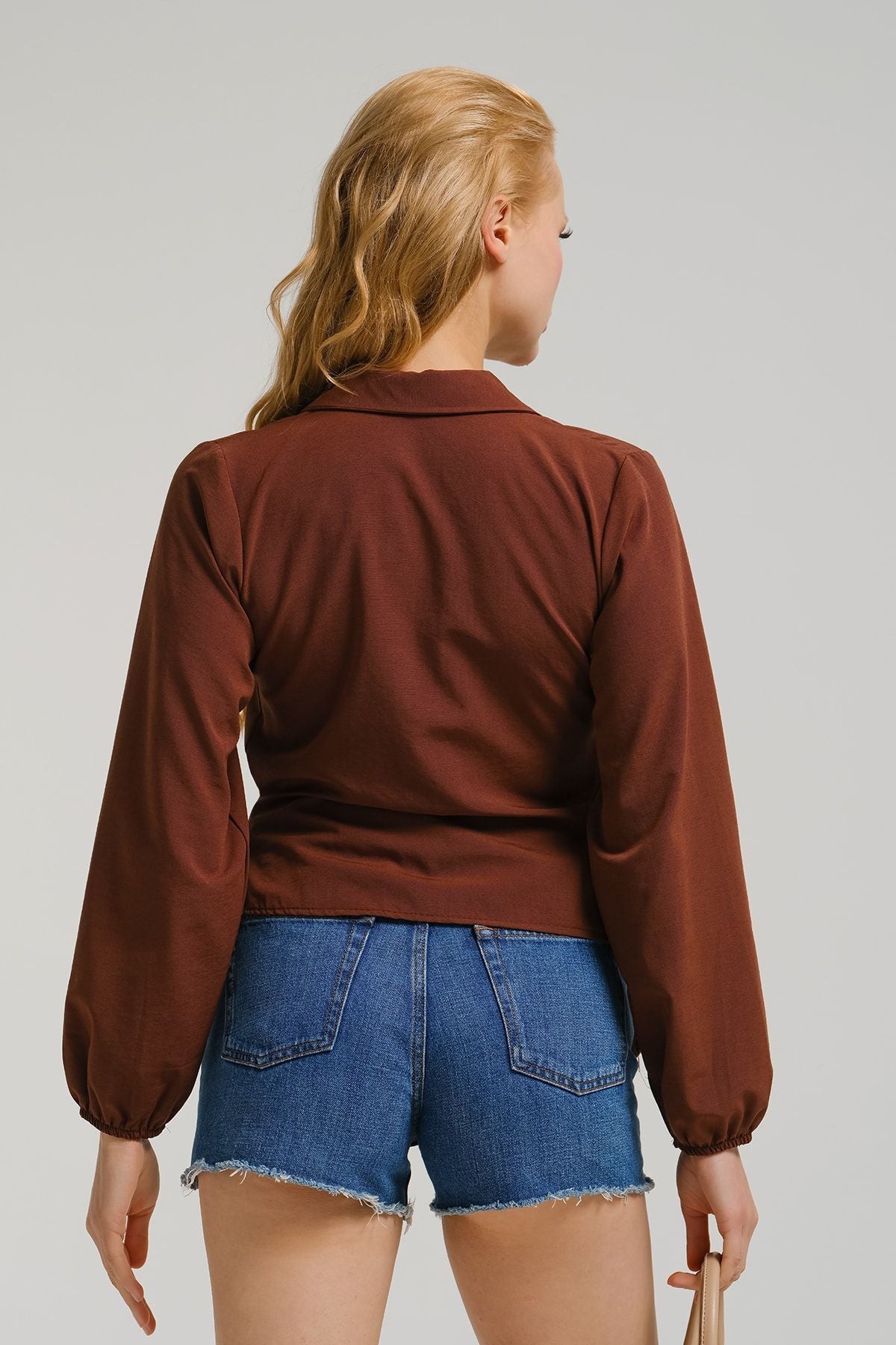 Female Coffee Collar Cruve Blouse ARM-22Y024025