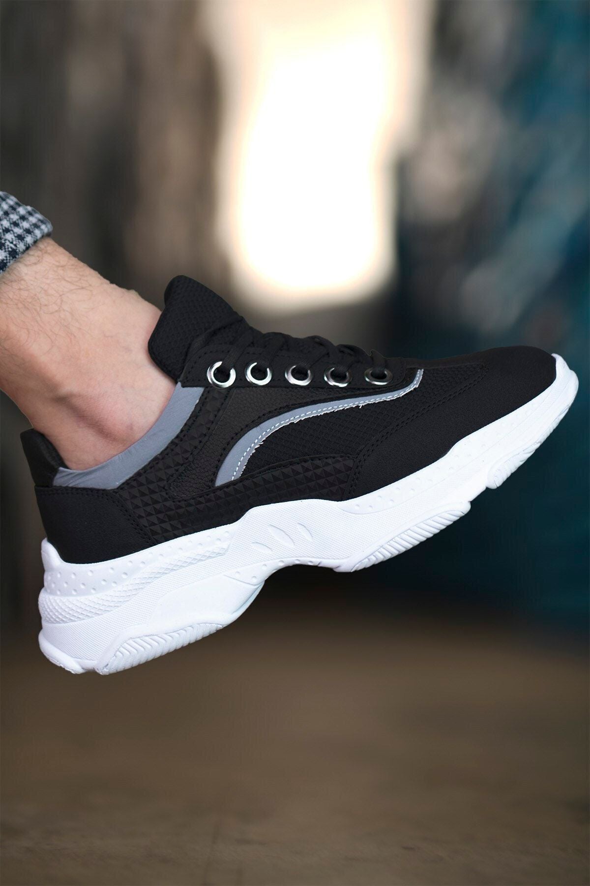 Black and White Male Men Sneaker 0012157A