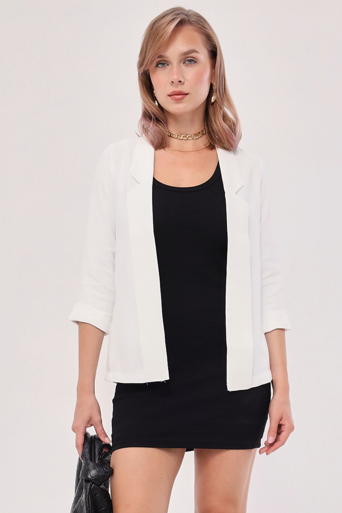 Woman White Dual Sleeve Jacket ARM-18Y001173