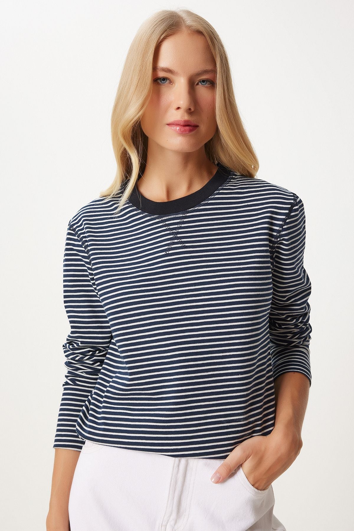 Woman Navy blue striped cotton basic knitted blouse NJ00156