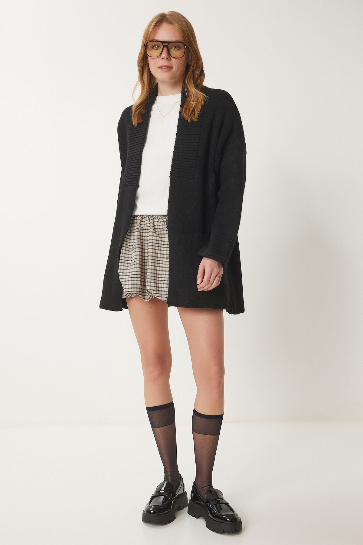 Women's black pocket thick textured knitwear cardigan PF00063