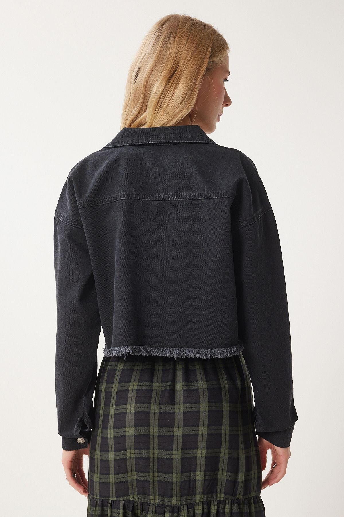 Female black tassel detailed denim crop jacket AN00214