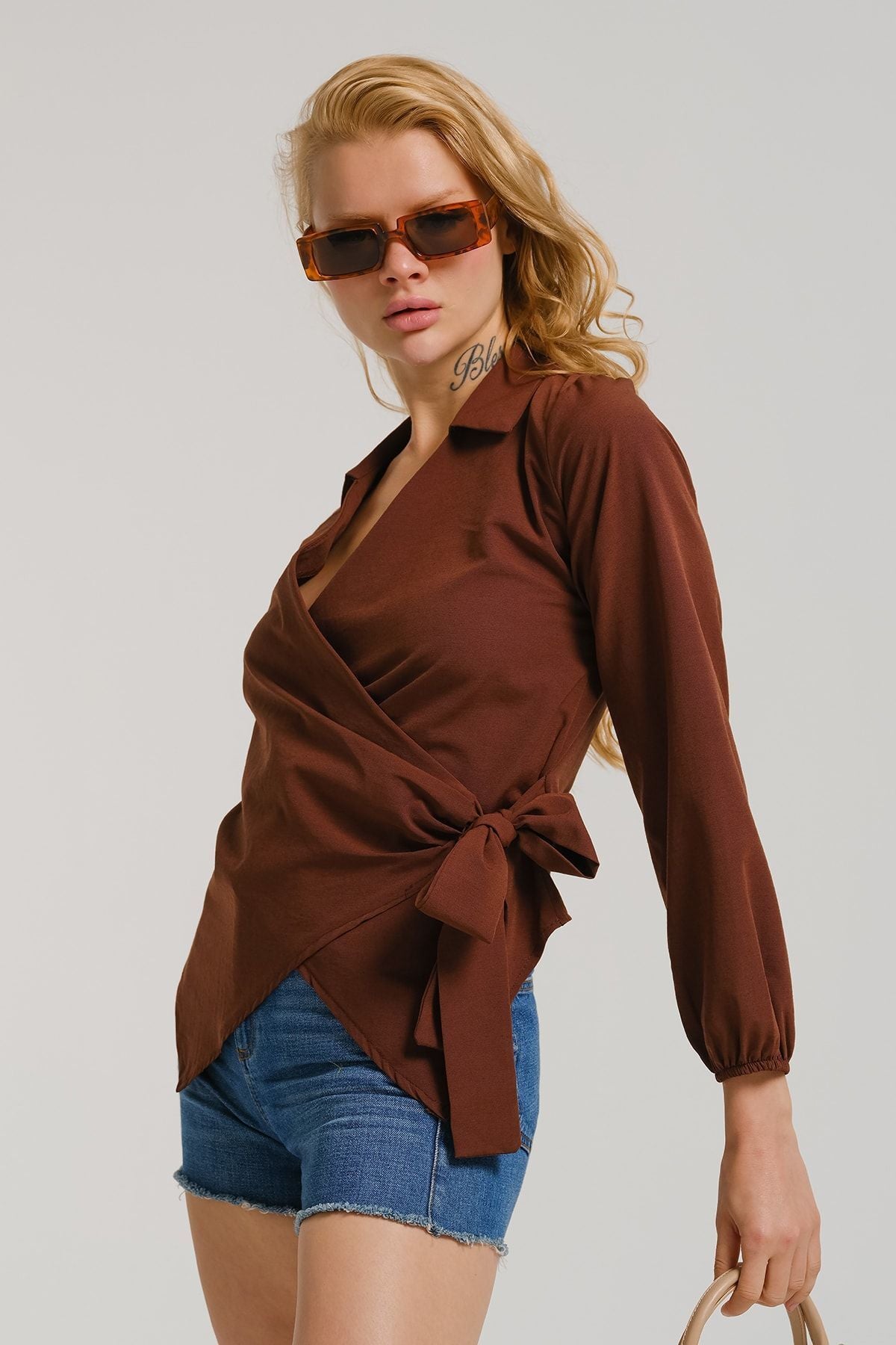 Female Coffee Collar Cruve Blouse ARM-22Y024025