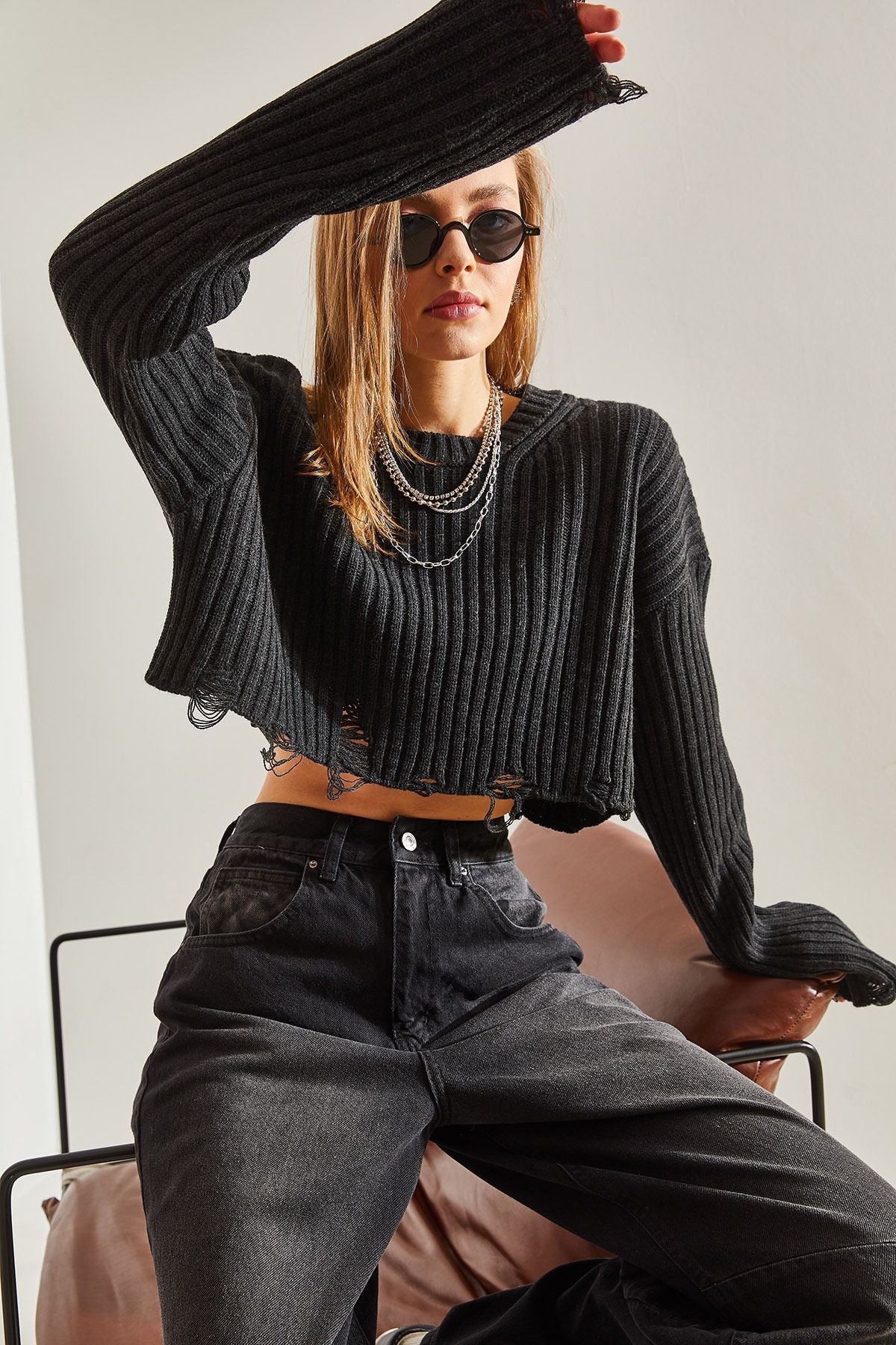 Female Bike collar tear detailed crop knitwear sweater