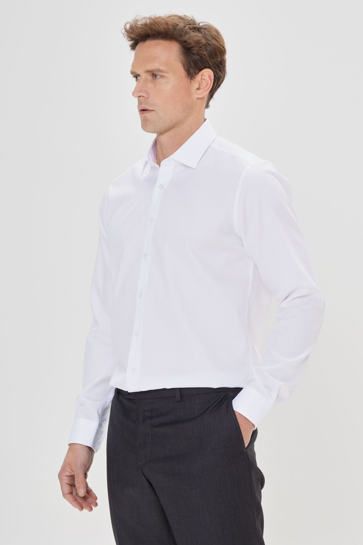 Men's white slim fit narrow cut classic collar 100 %cotton ironing non-Iron shirt