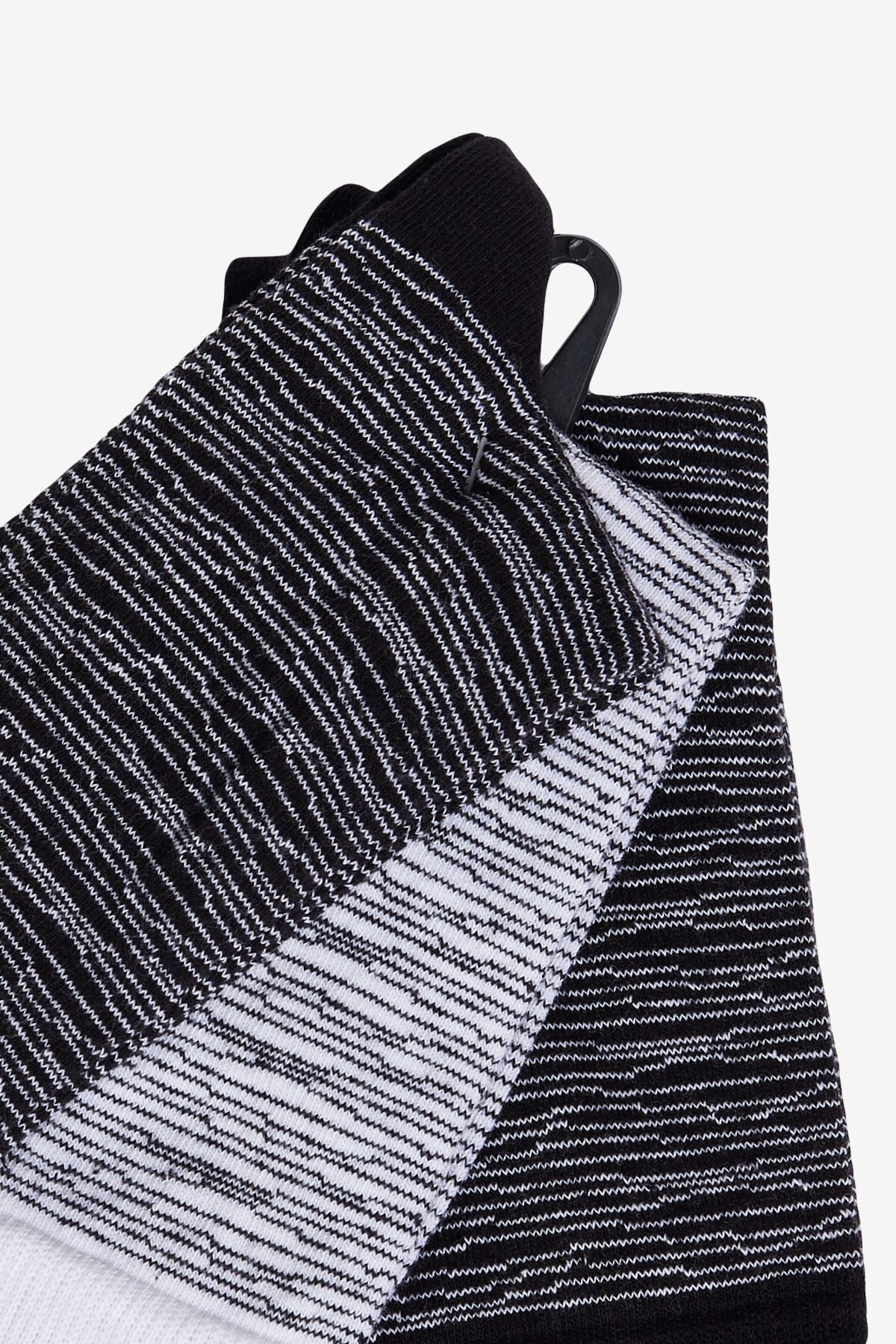 Men's black-and-white 3-pack 100 %cotton flexible patterned socket socks