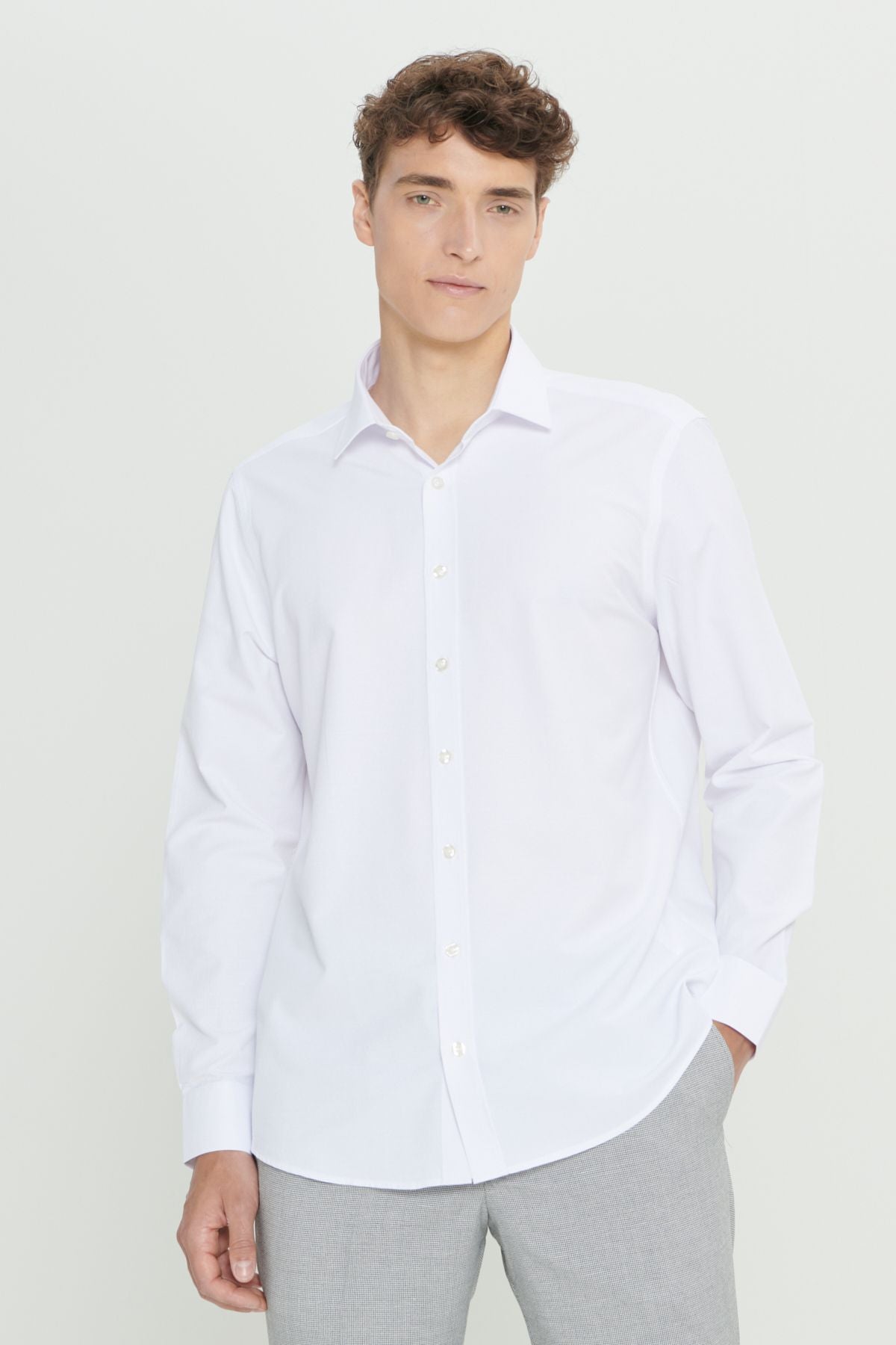 Men's white slim fit narrow cut classic collar cotton Cotton Amelor Cottage Shirt