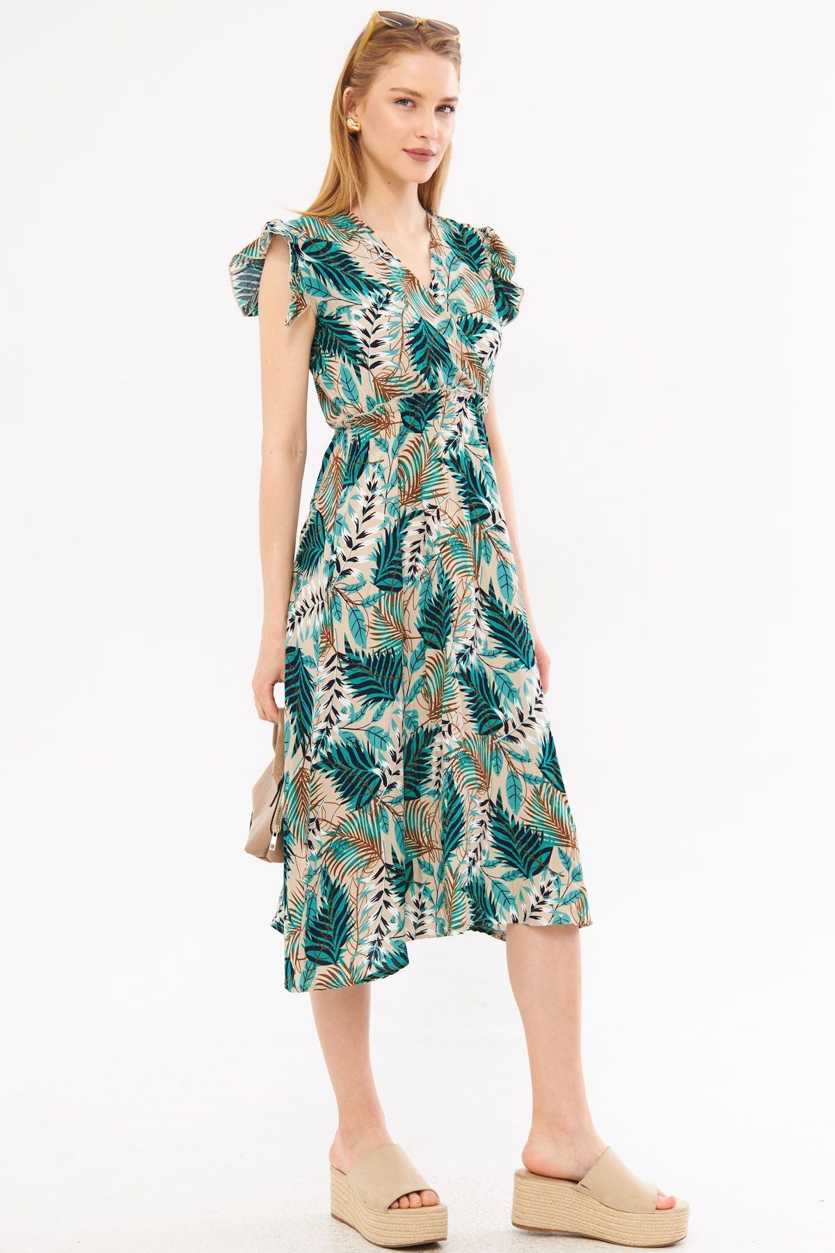 Female Green Cruve Neck Shoulder Ruffle Detailed Waist Midi Boy Dress ARM-24Y001020