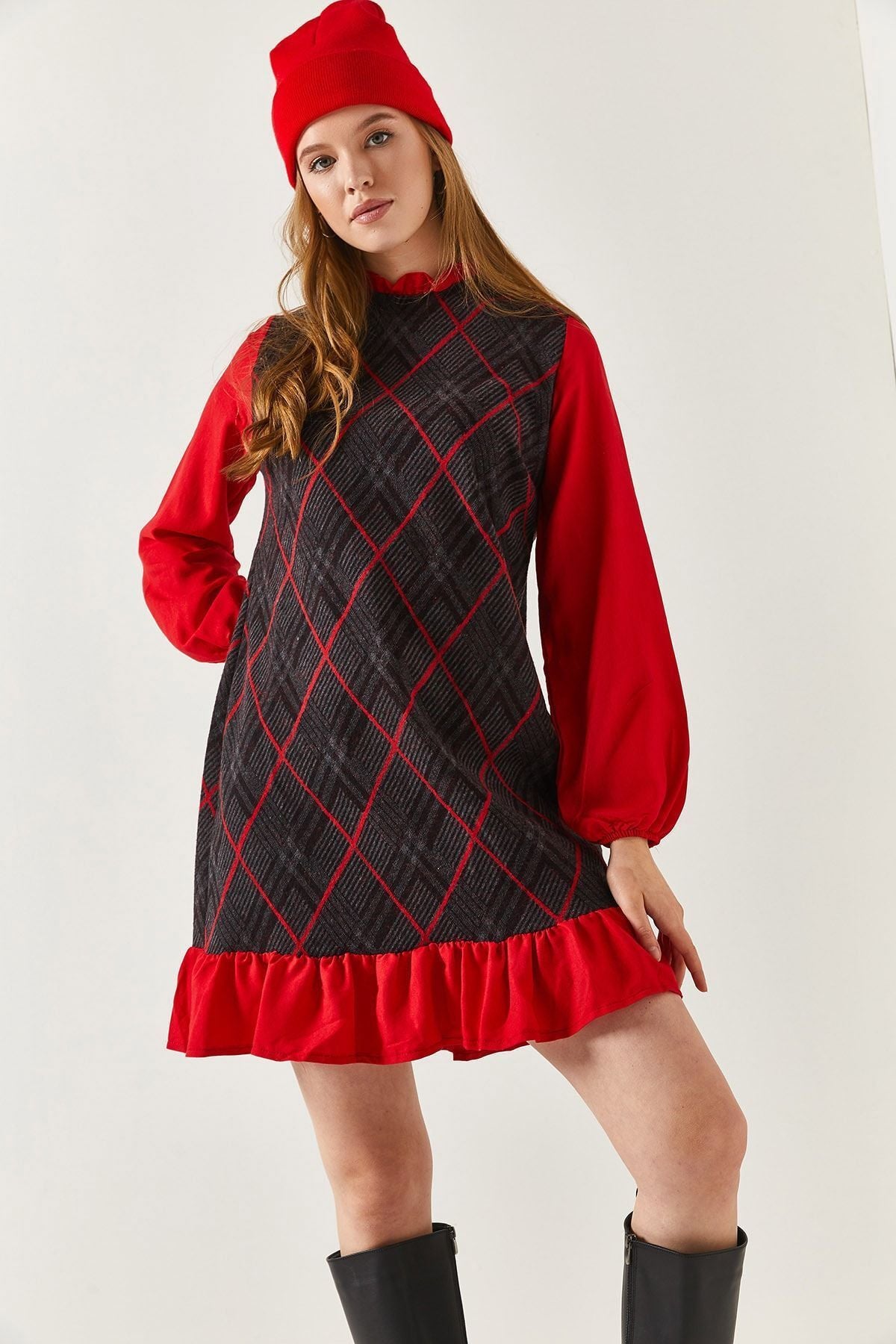 Woman Red Side and Six Ruffle Patterned Dress ARM-21K001041