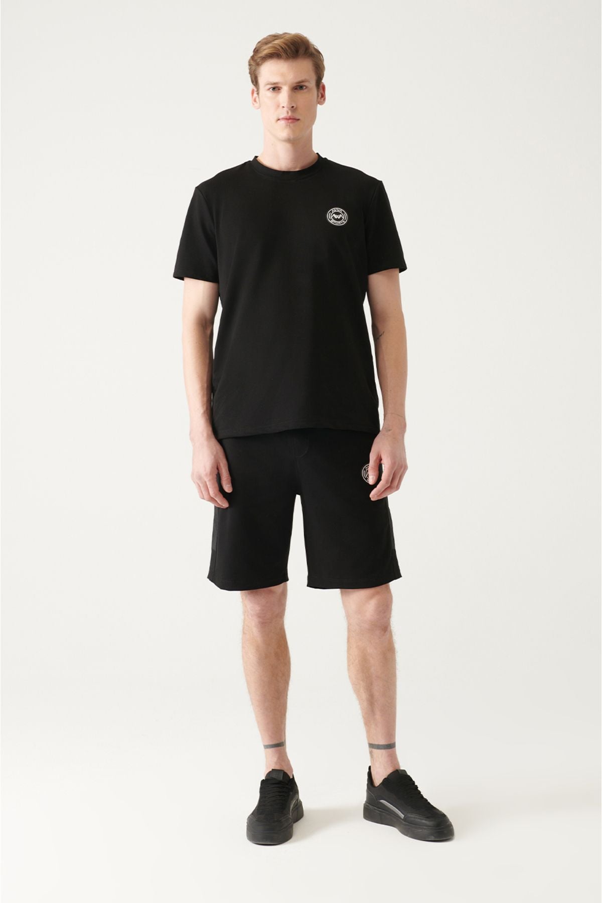 Men's Black Bicycle Collar Printed Cotton T-Shirt A31y1006