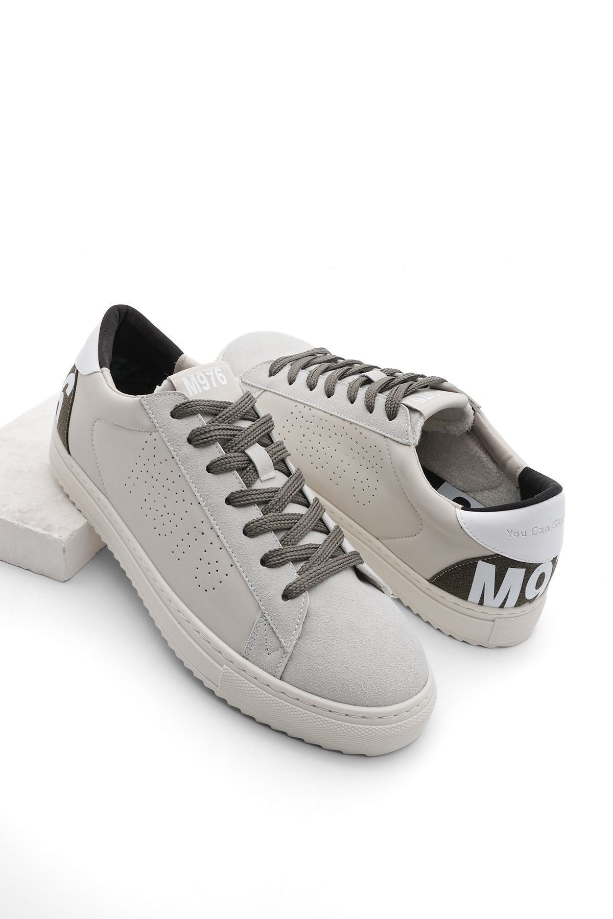 Men's Sneaker Lacked Sneakers Comes Beige