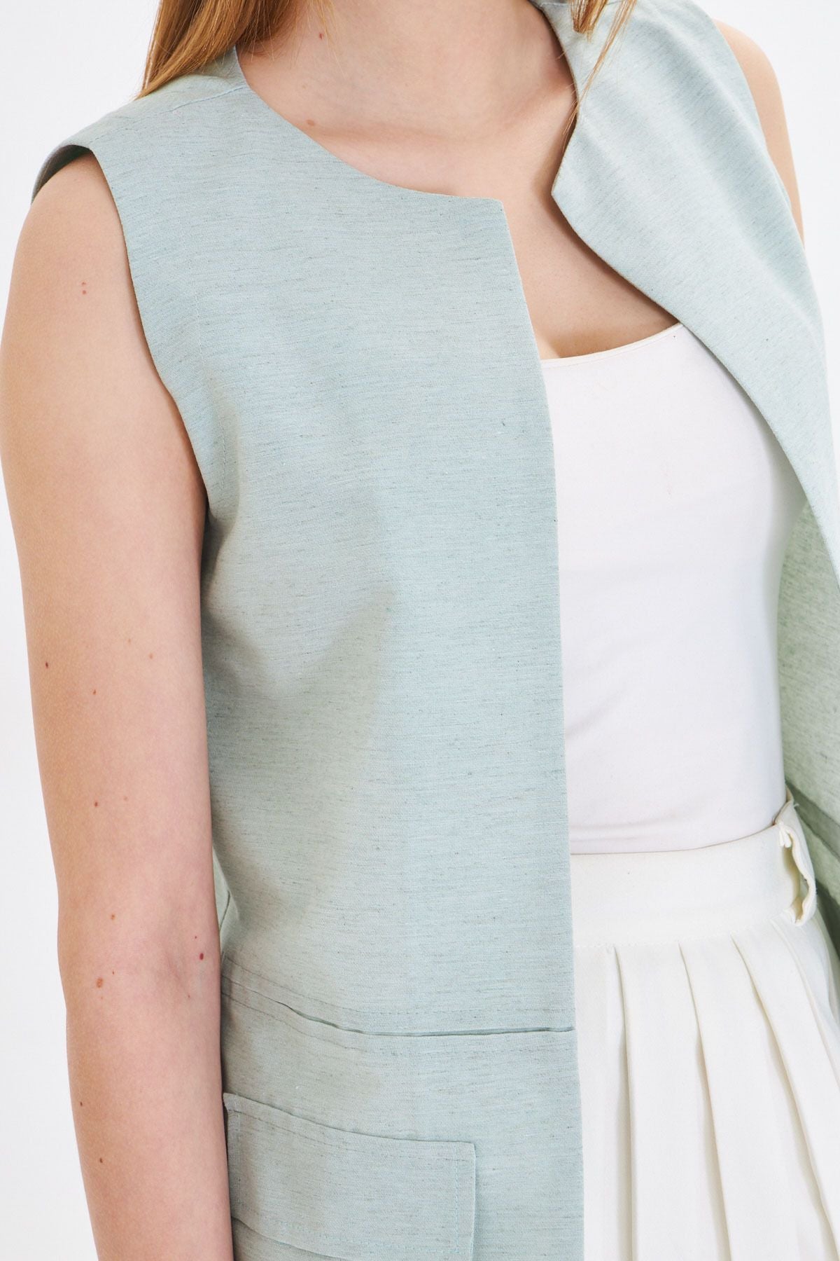 Female Mint Zero Yaka Sewing Detailed Vest on the waist ARM-25Y001019