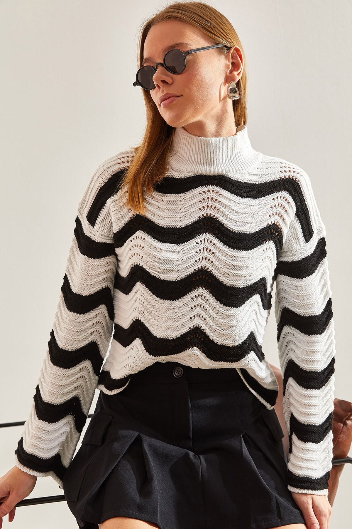 WOMEN'S PATTERNED OWNERSHIP KNOWN Sweater