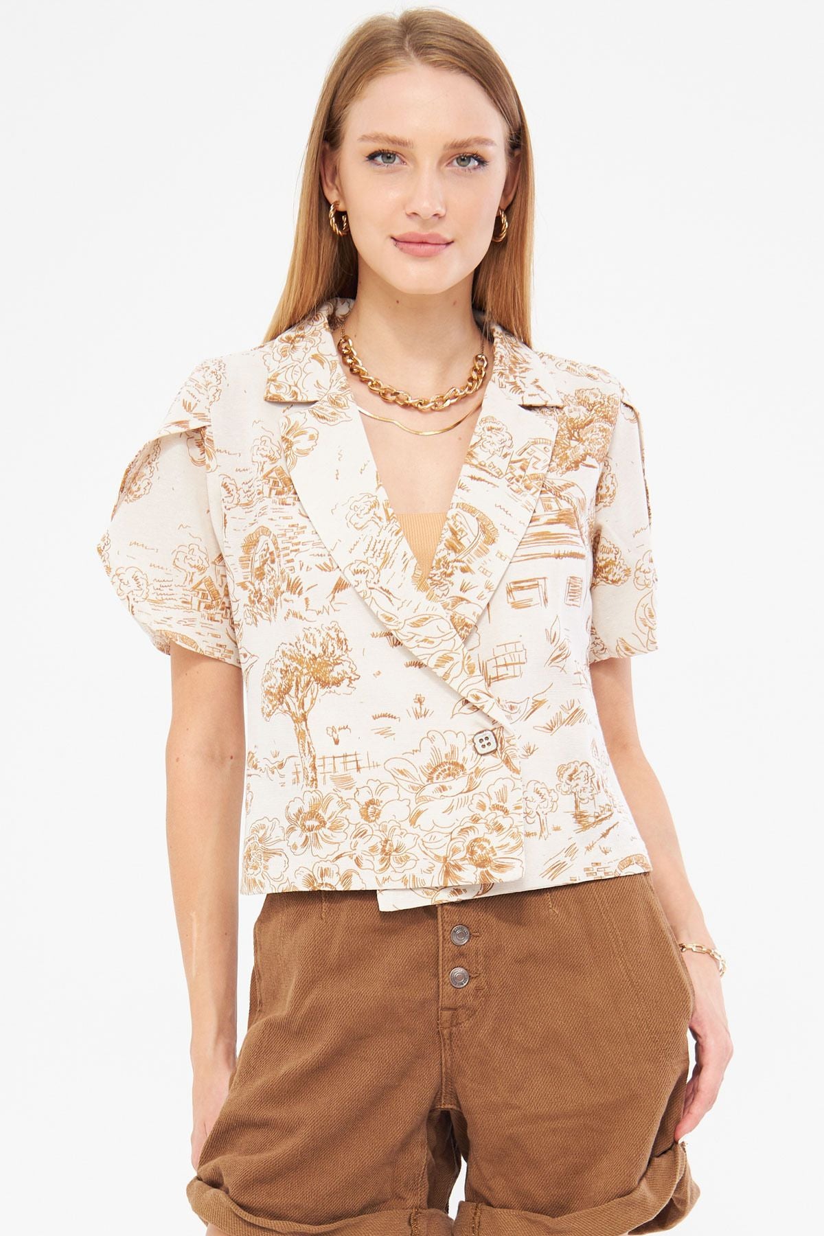 Woman Camel Linen-Looking Patterned Band Slit Crop Short Sleeve Jacket ARM-24Y001095