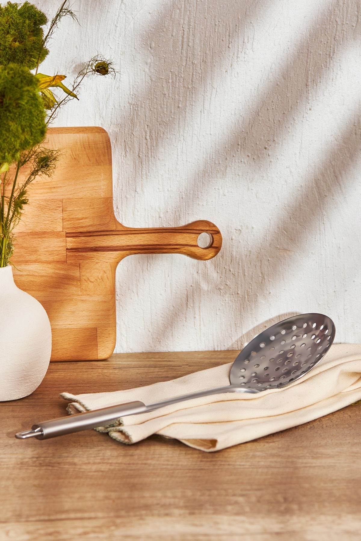 Modern colander spoon