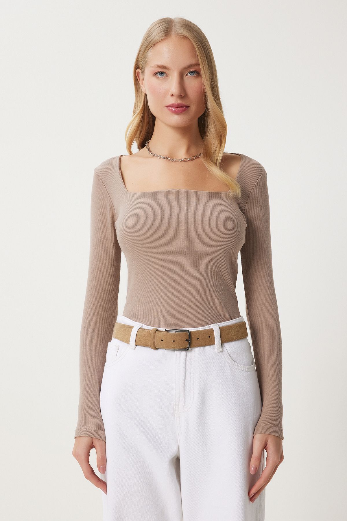 Kadın Bej Kare Yaka Fitilli Örme Bluz GT00052