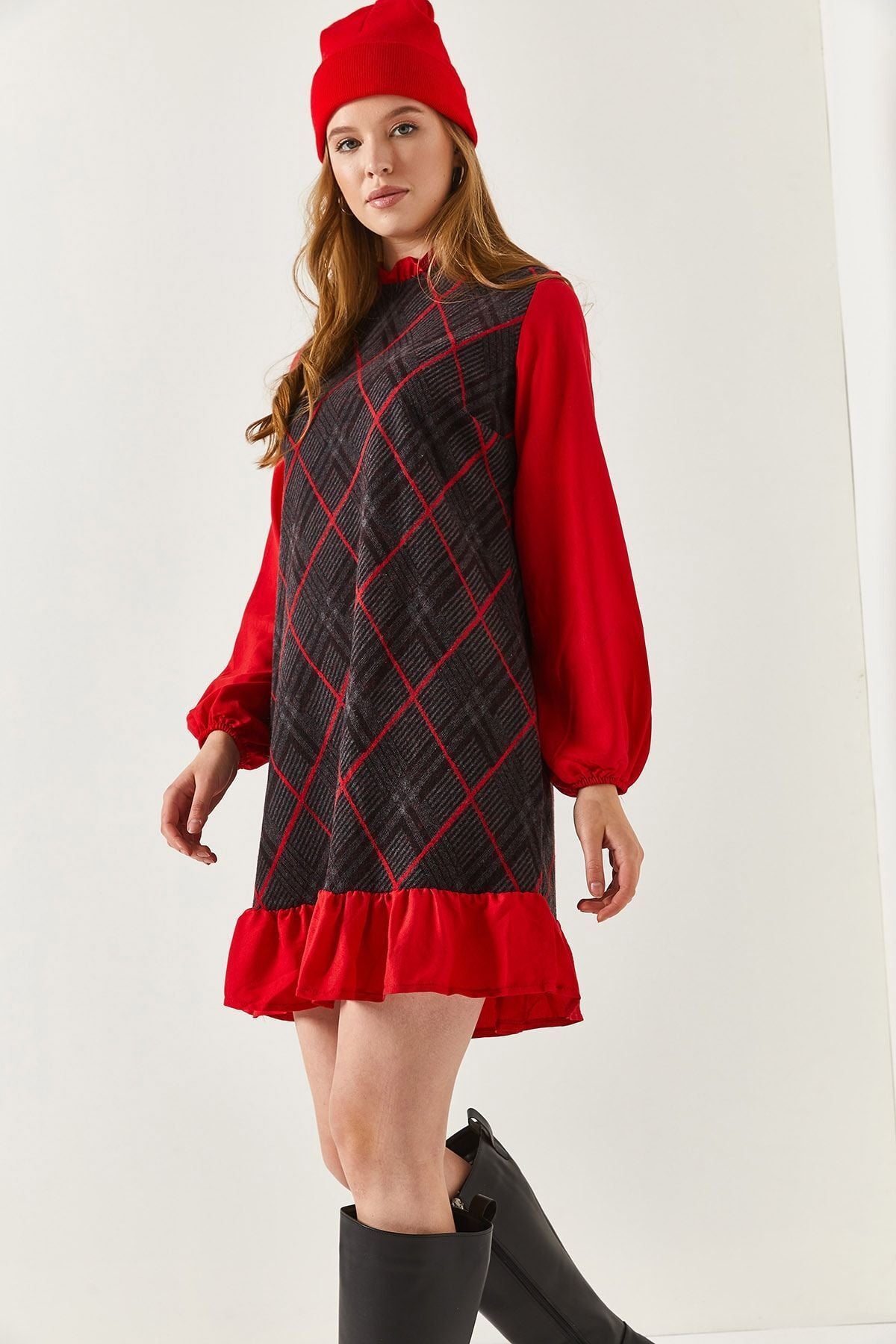 Woman Red Side and Six Ruffle Patterned Dress ARM-21K001041