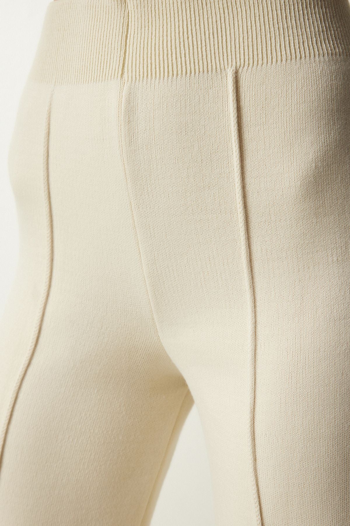 Women's Cream Stylish Knitwear Cossack Pants Set Mu00012