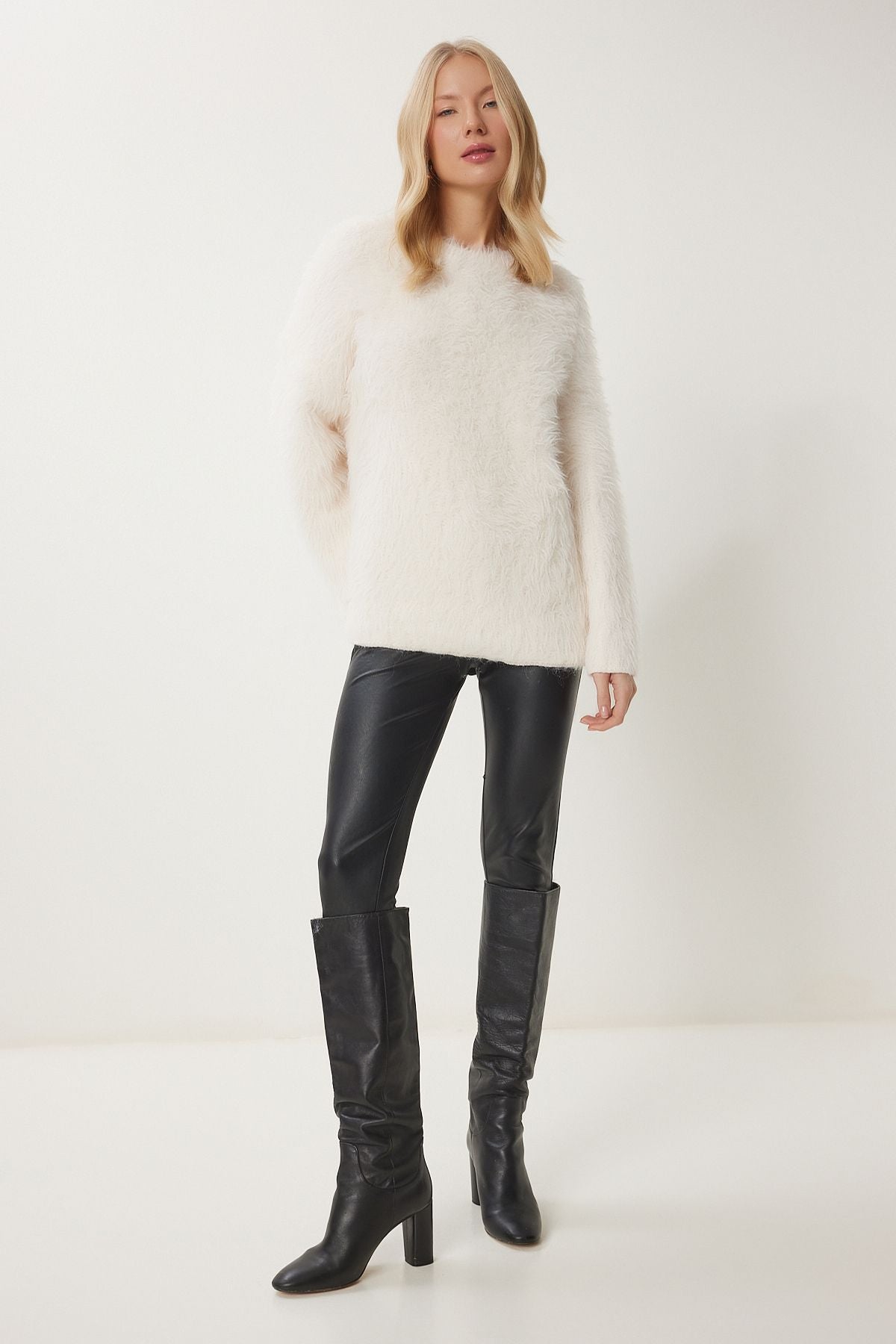 WOMEN'S BONE BEWARE Soft textured knitwear sweater US00950