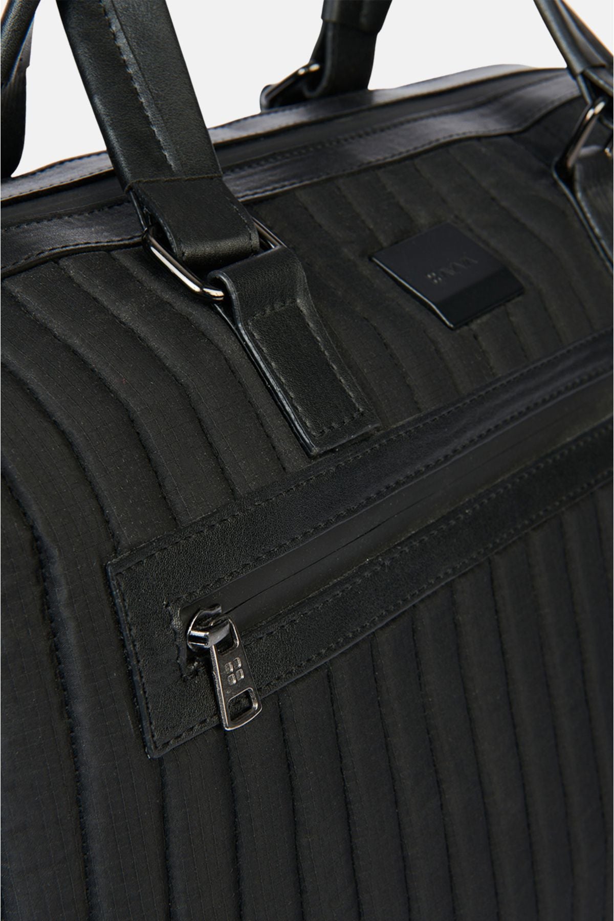 Men's black shoulder strap travel bag A32y9100