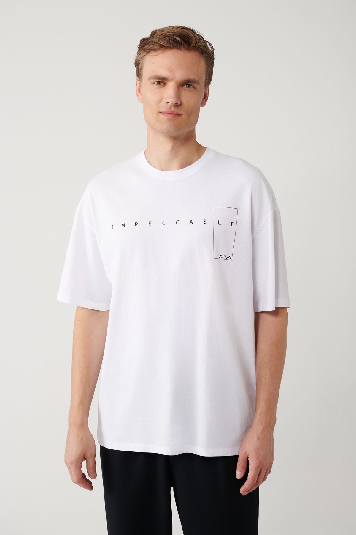 Men's White 100 %Cotton Bicycle Collar Printed T-Shirt A41y1157