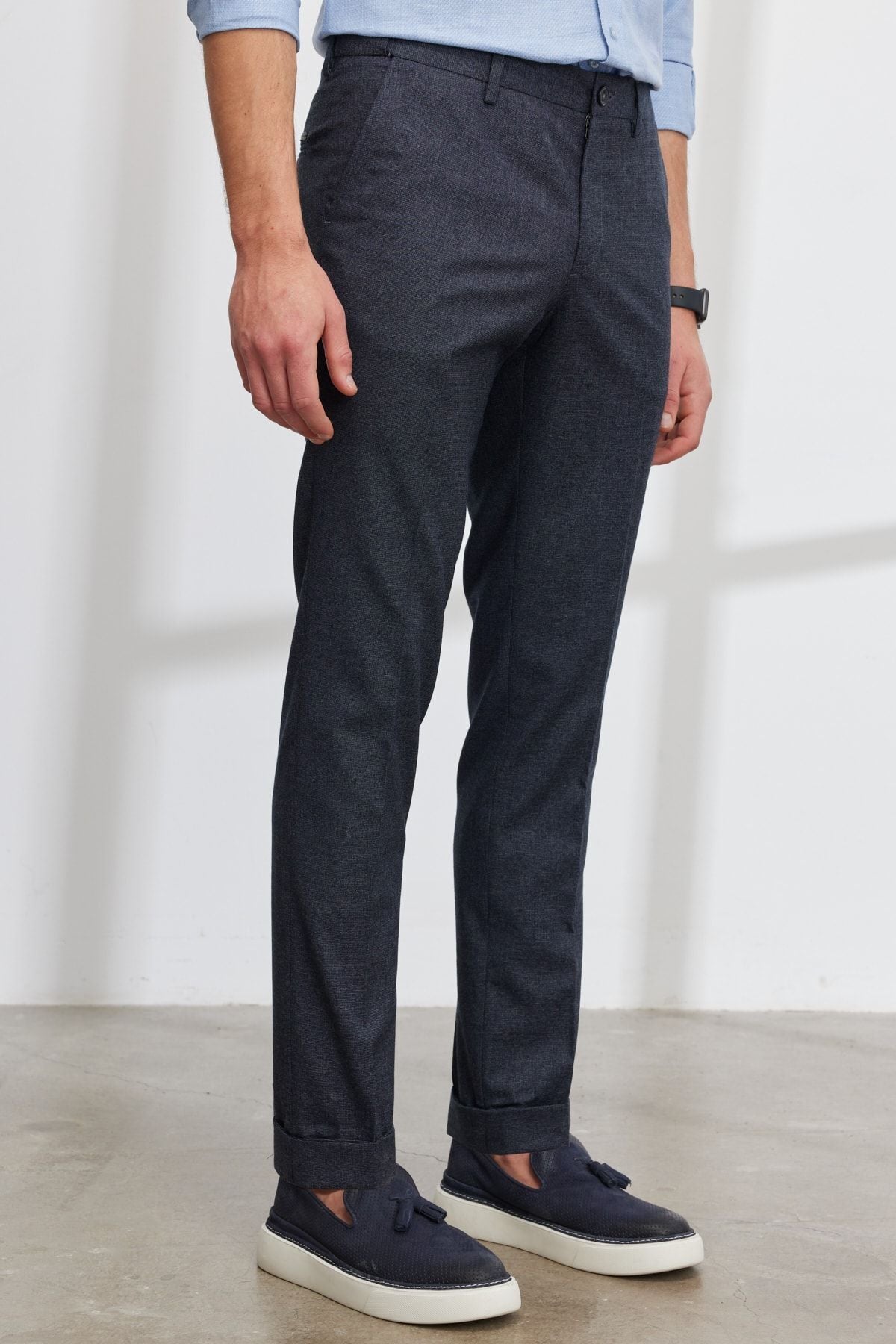 Men's navy blue slim fit narrow cutting side pocket waist waist rubber patterned pants